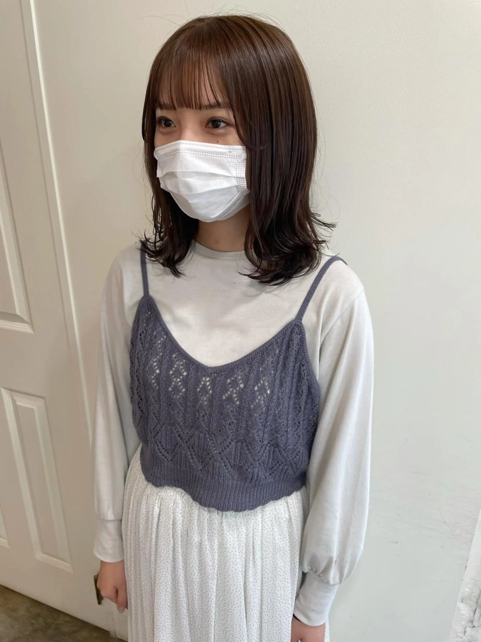 ミディアム カラー カット ヘアカラー トリートメント MIOベージュカラー 柔らかいカラーのヘアスタイル