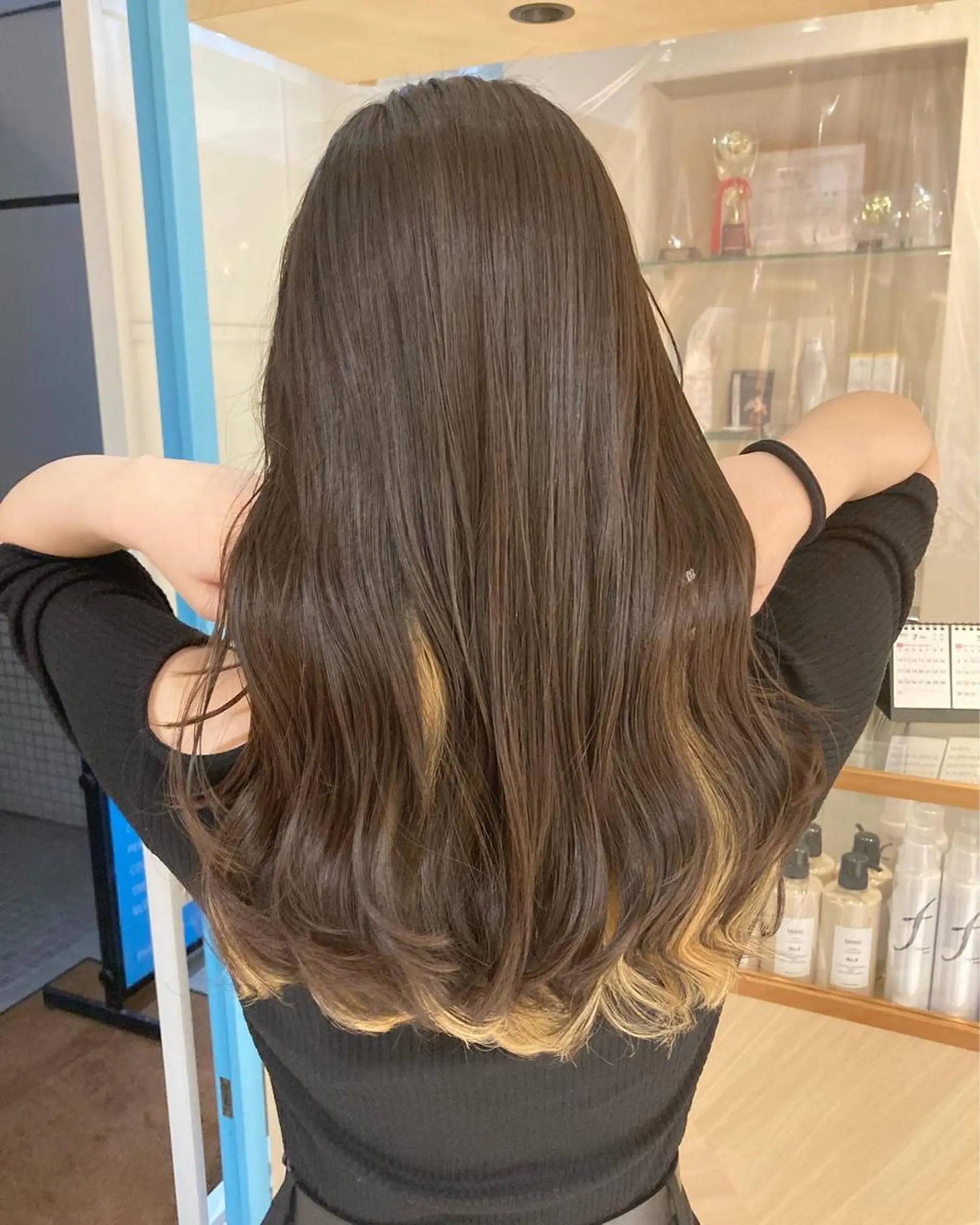 ロング 韓国風ヘア カット パーマ トリートメント 大岩 茉愉のヘアスタイル