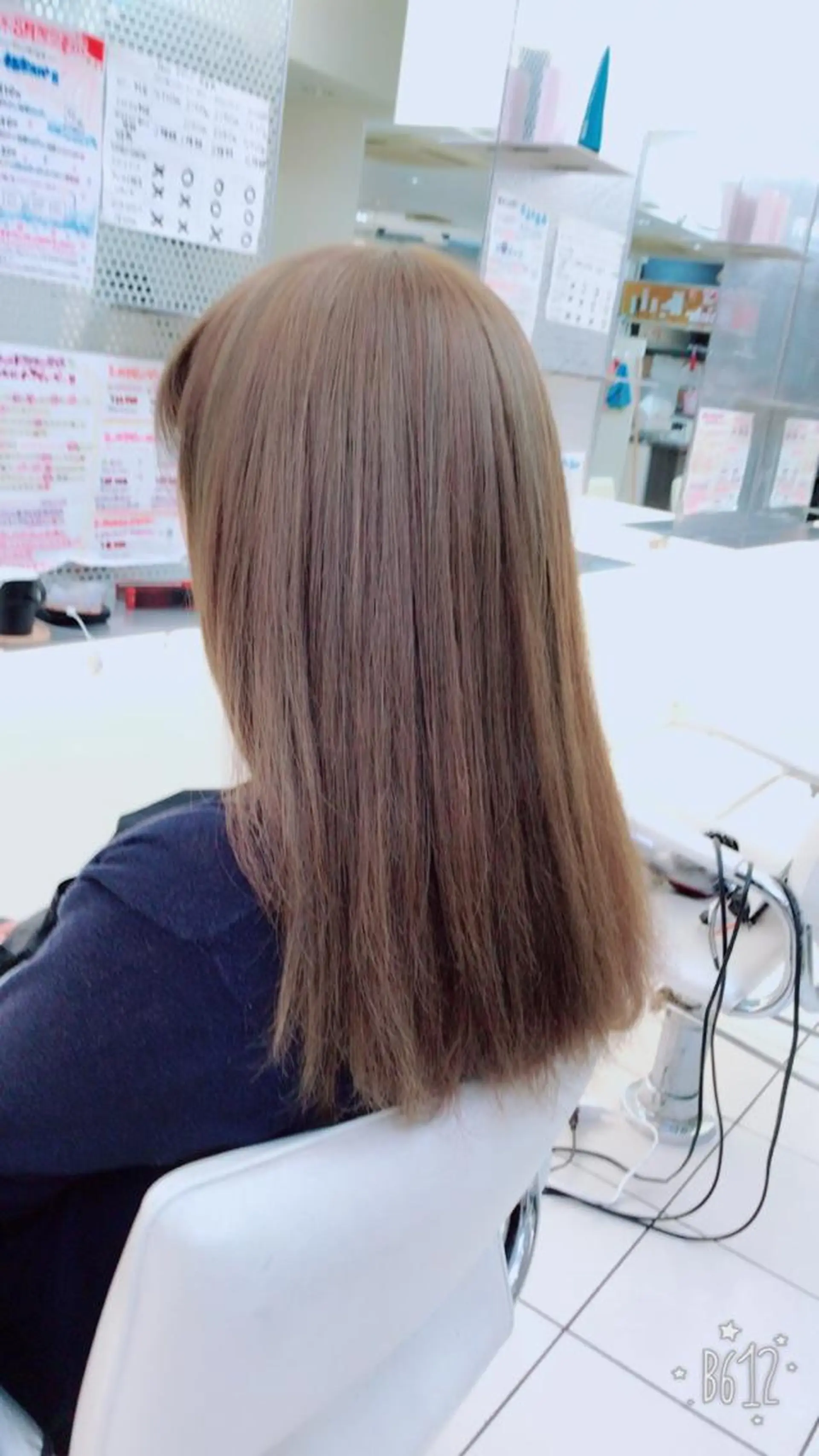 ロング カラー ブリーチ 透明感カラー ハイトーンカラー 相武台ショート特化 💐川崎希💐のヘアスタイル