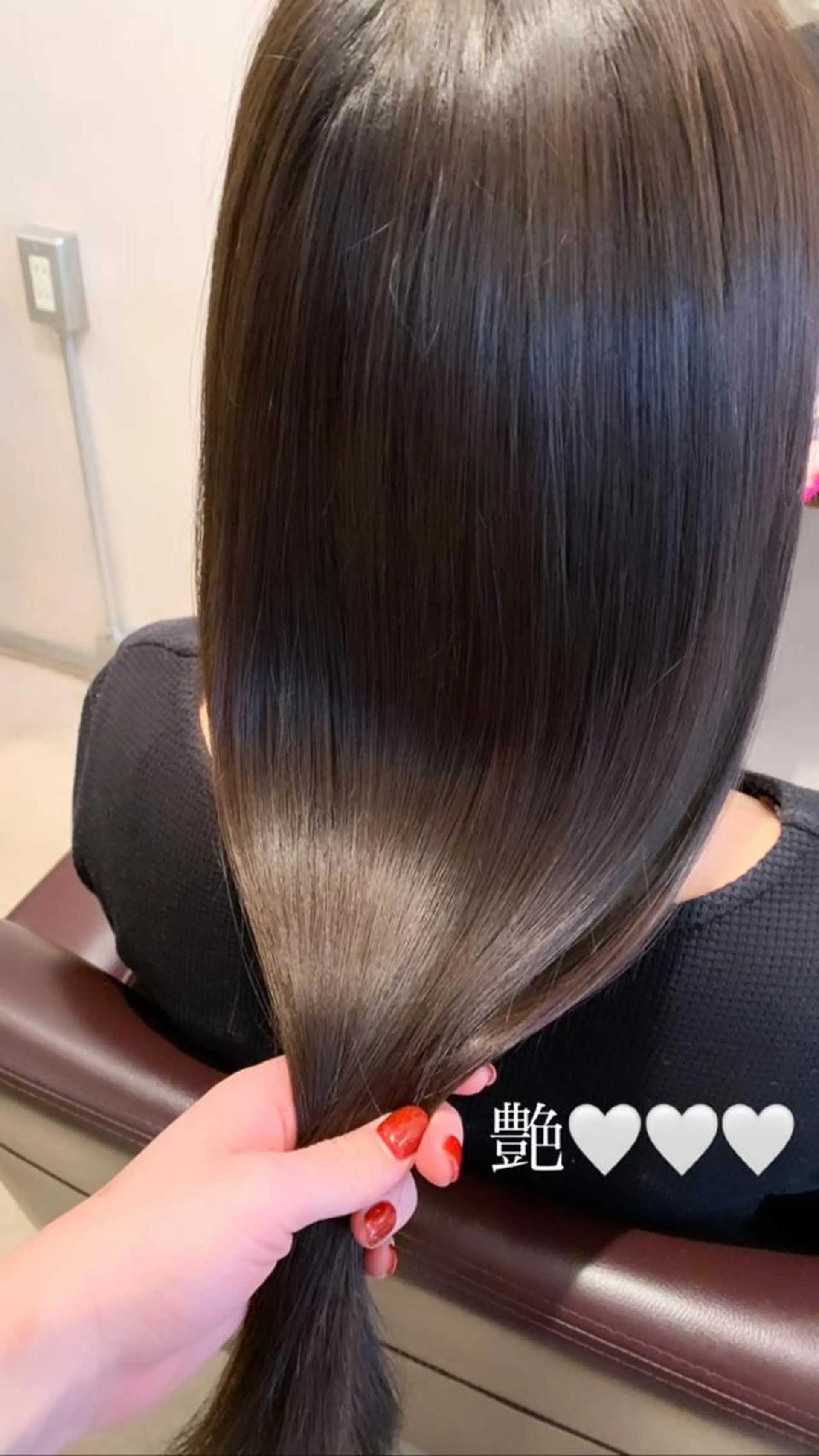 ロング カラー 透明感/オリーブ/ グレージュ/YUKAのヘアスタイル