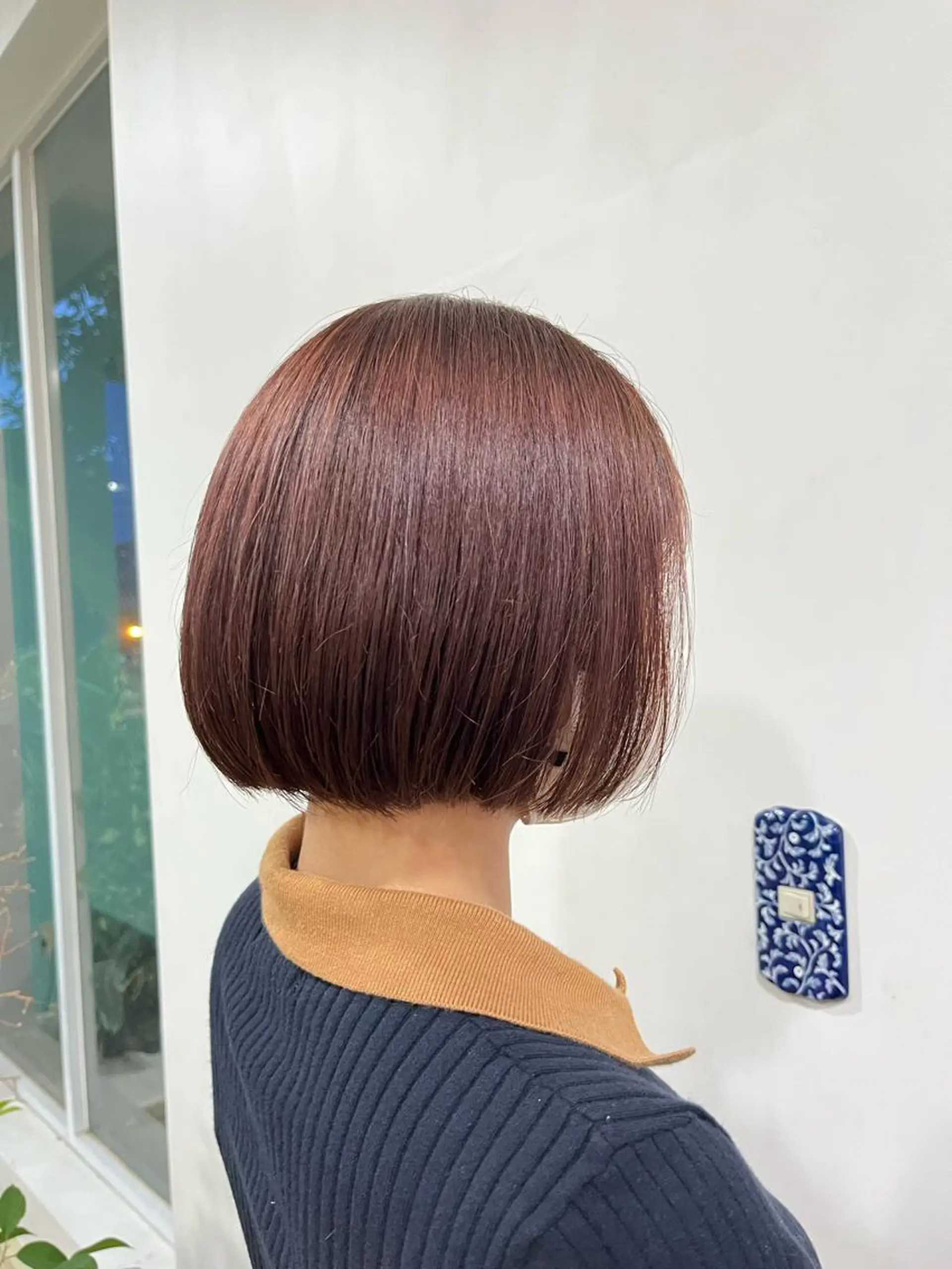 ショート カラー ピンクカラー ボブ 富永 美玖のヘアスタイル