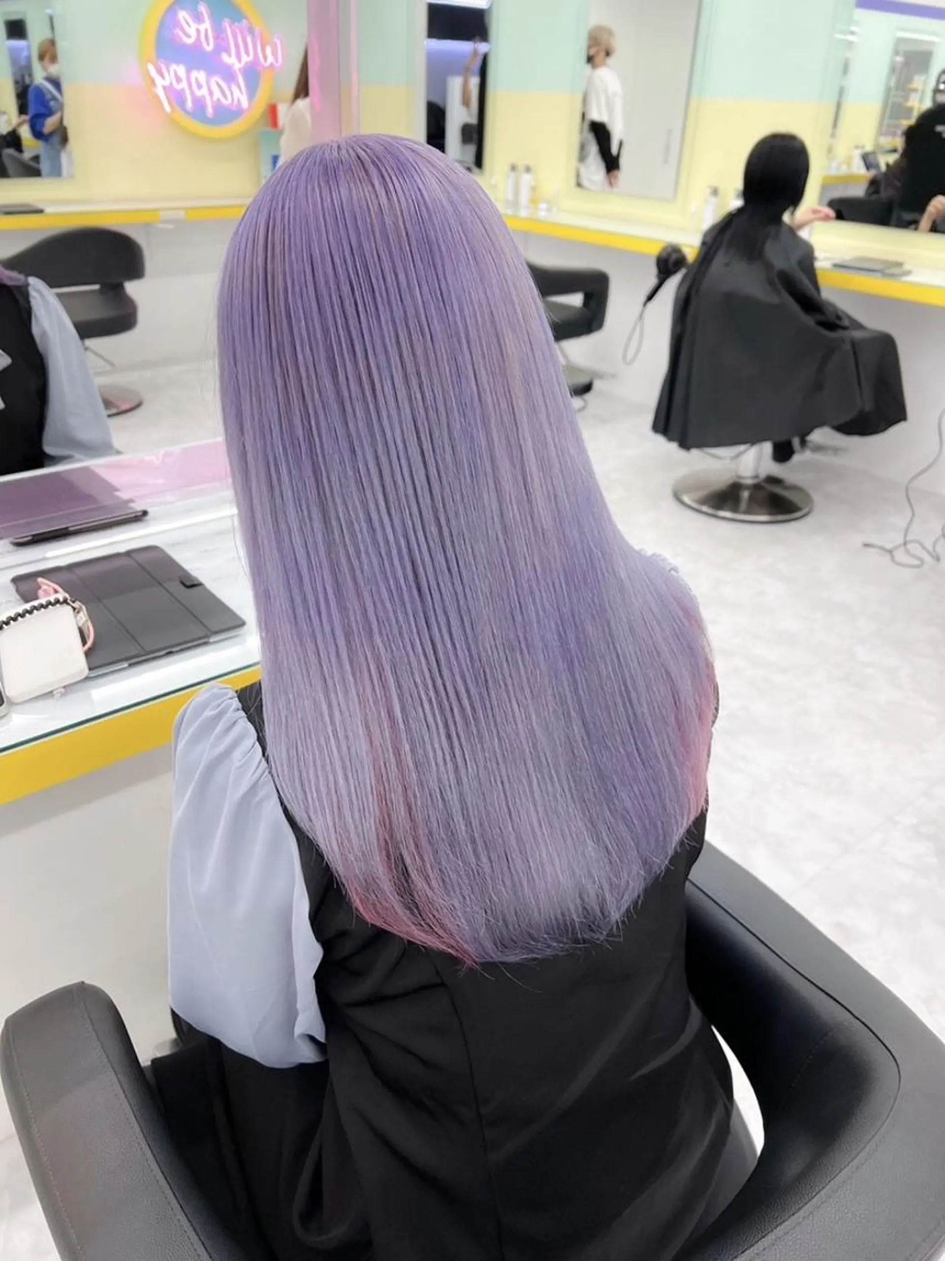 カラー 柔らか🪽うる艶 🎀ブリーチカラーのヘアスタイル