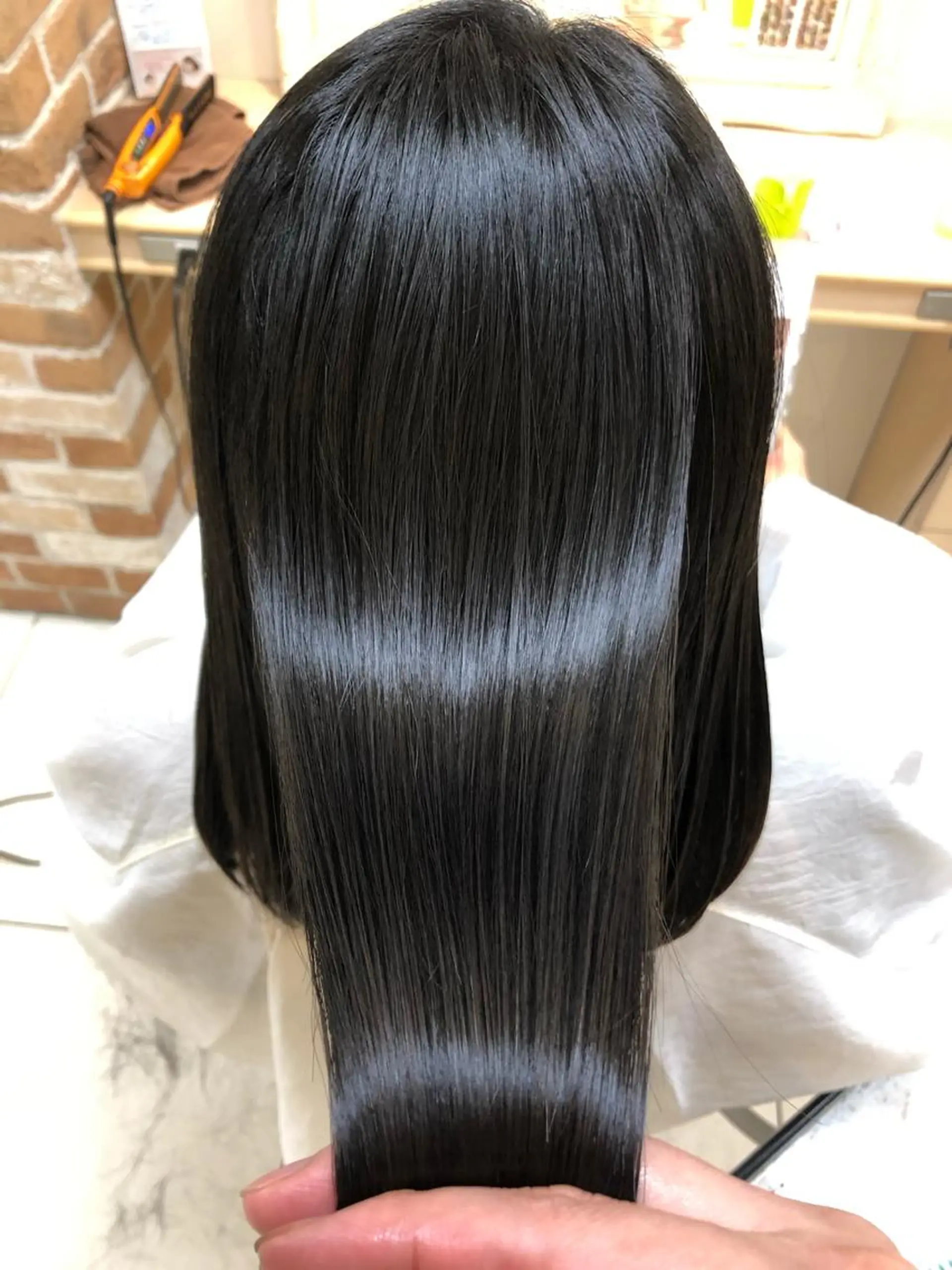 セミロング パーマ 髪質改善 縮毛矯正 丸みショートボブ/ タッセルボブ 吉野のヘアスタイル