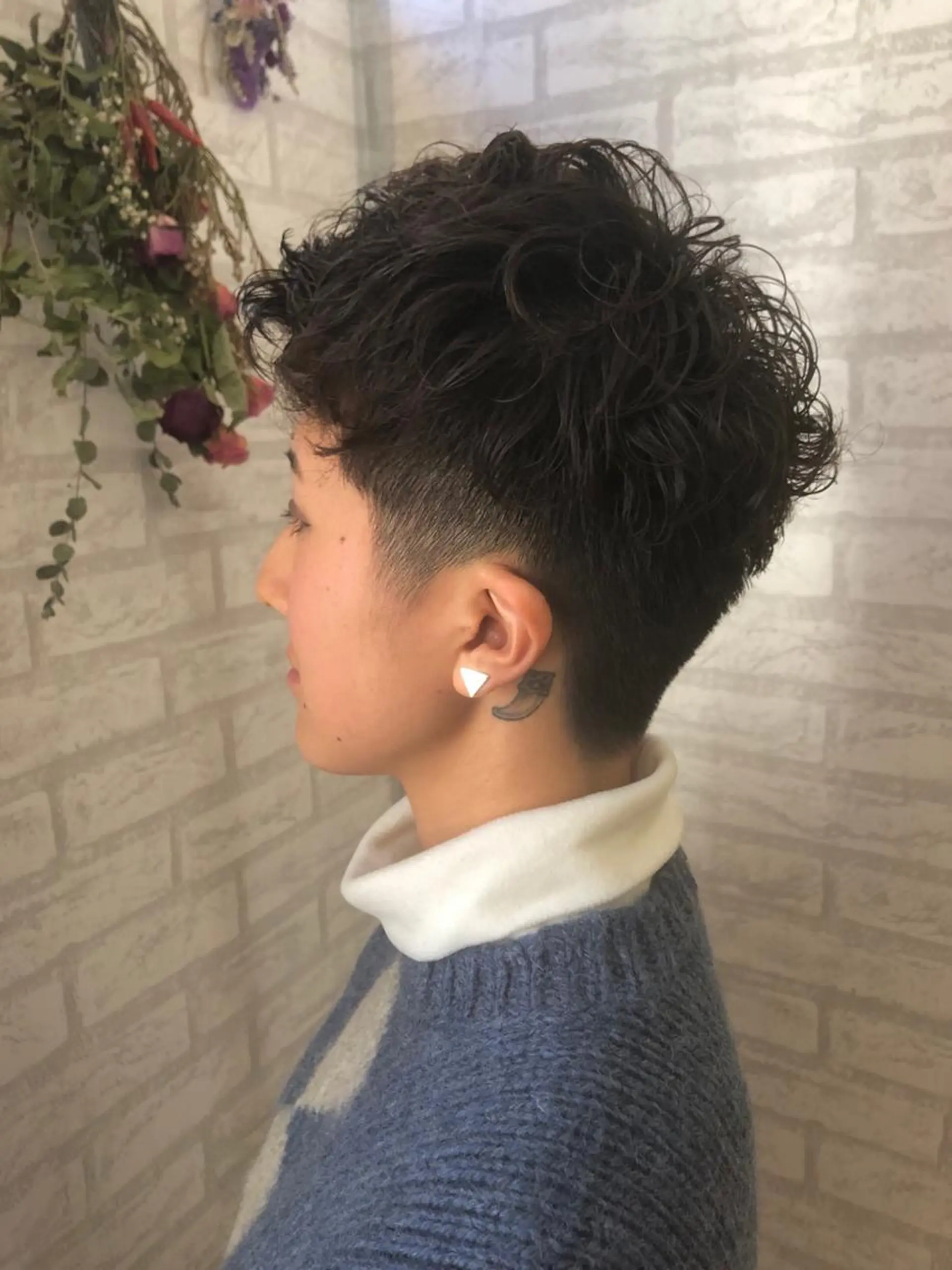 ショート カラー パーマ クボキ サヤのヘアスタイル