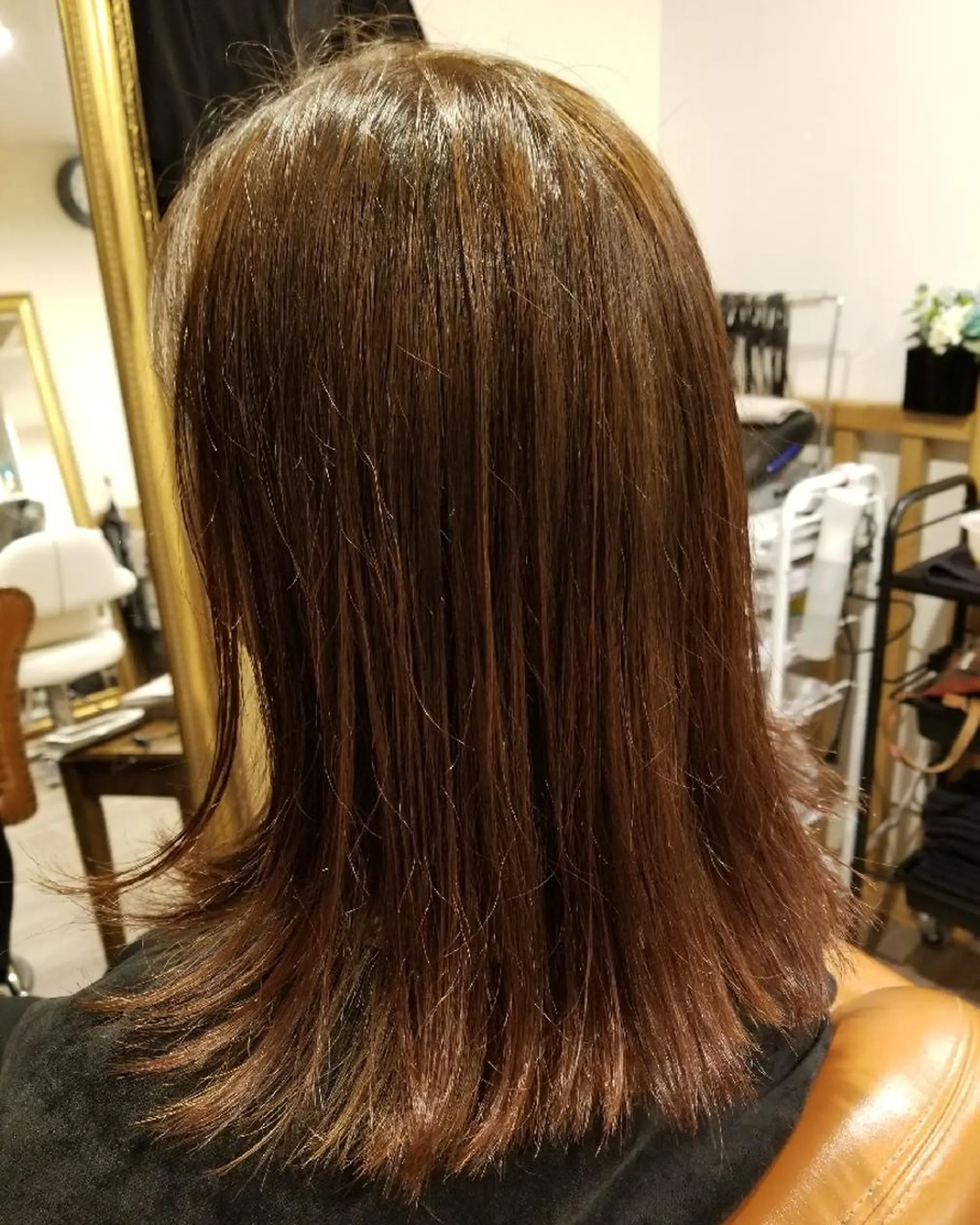 ミディアム カラー アディクシーカラー バレイヤージュ グラデーションカラー ハイライトカラー 外国人風カラー spa hair ark 富井直美のヘアスタイル