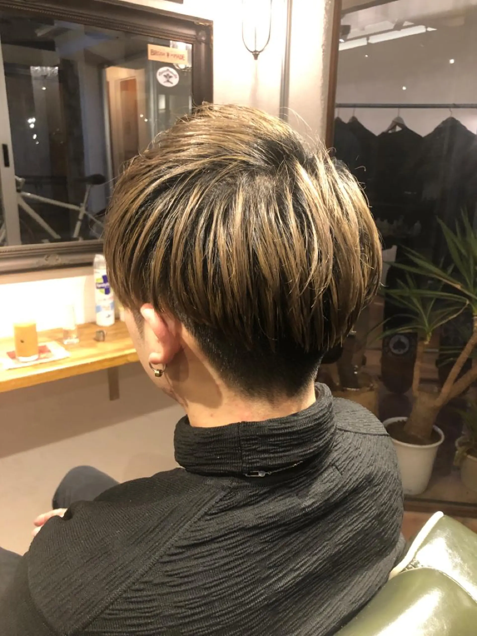 ミディアム カラー メンズ ダブルカラー カット ヘアカラー 冨士川 英樹のヘアスタイル