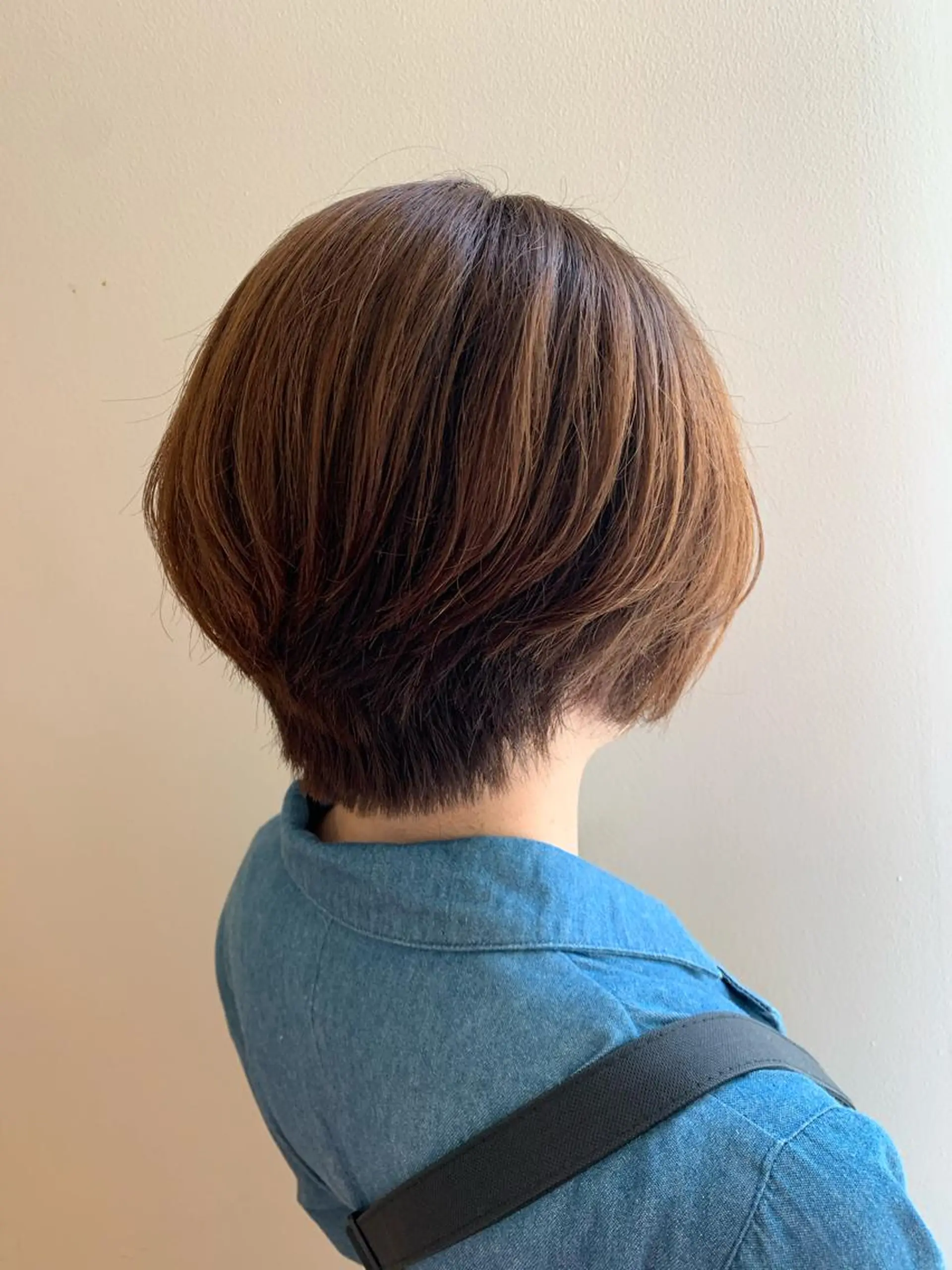 ショート 顔まわりカット✄ ベージュカラー🧸のヘアスタイル