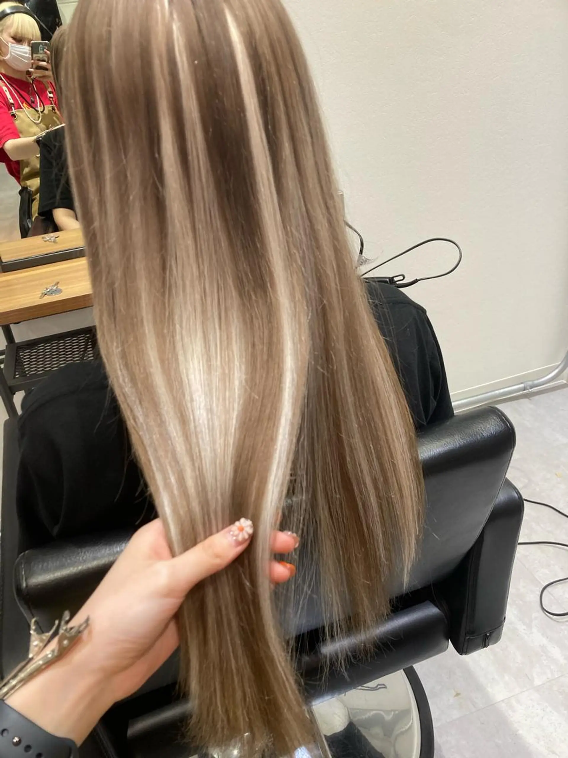 ロング エクステ ハイライト ENA💗NEXT /ハイトーンエクステのヘアスタイル