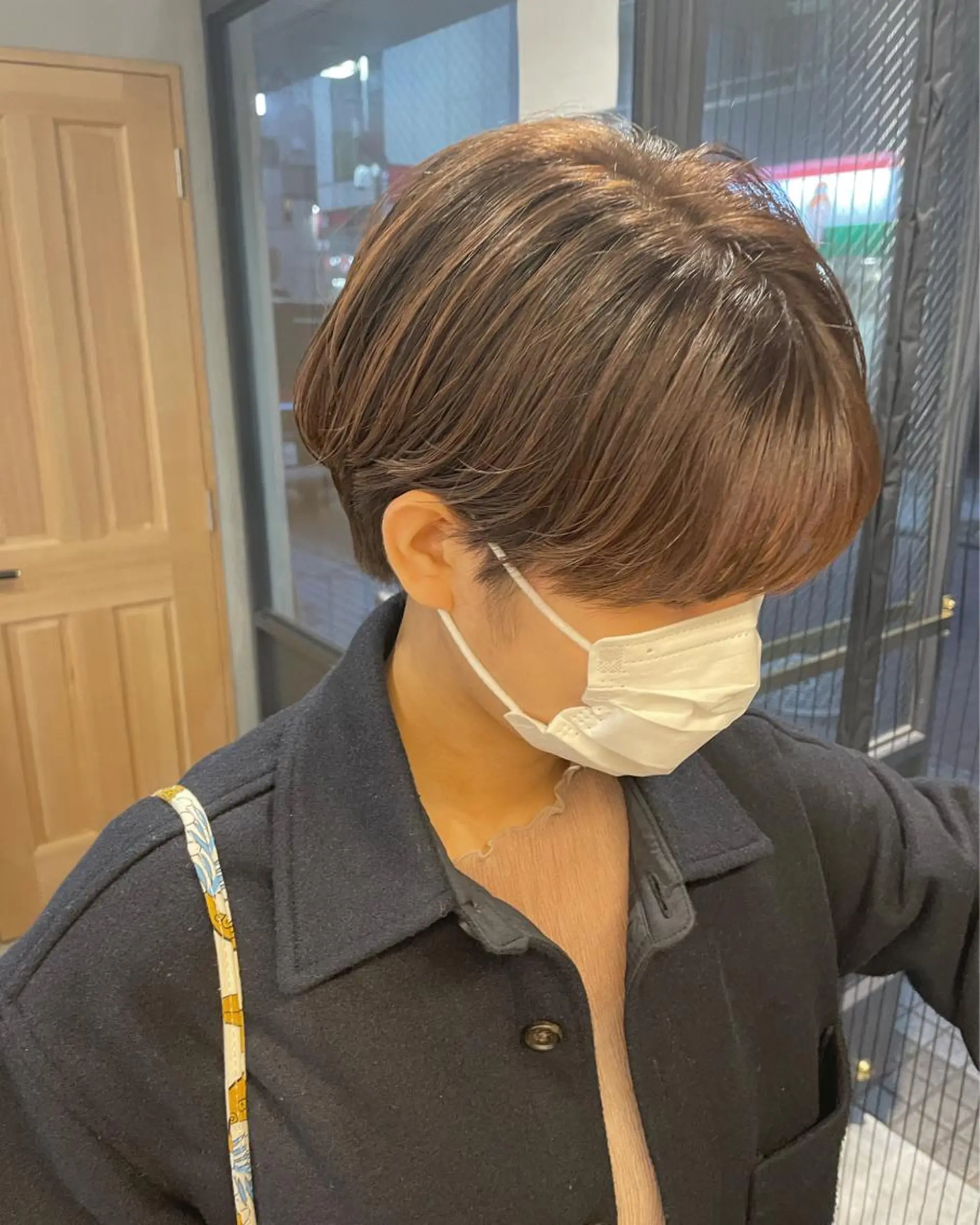 ショート 暖色カラー🍊 ボブ🌿顔周りcutのヘアスタイル