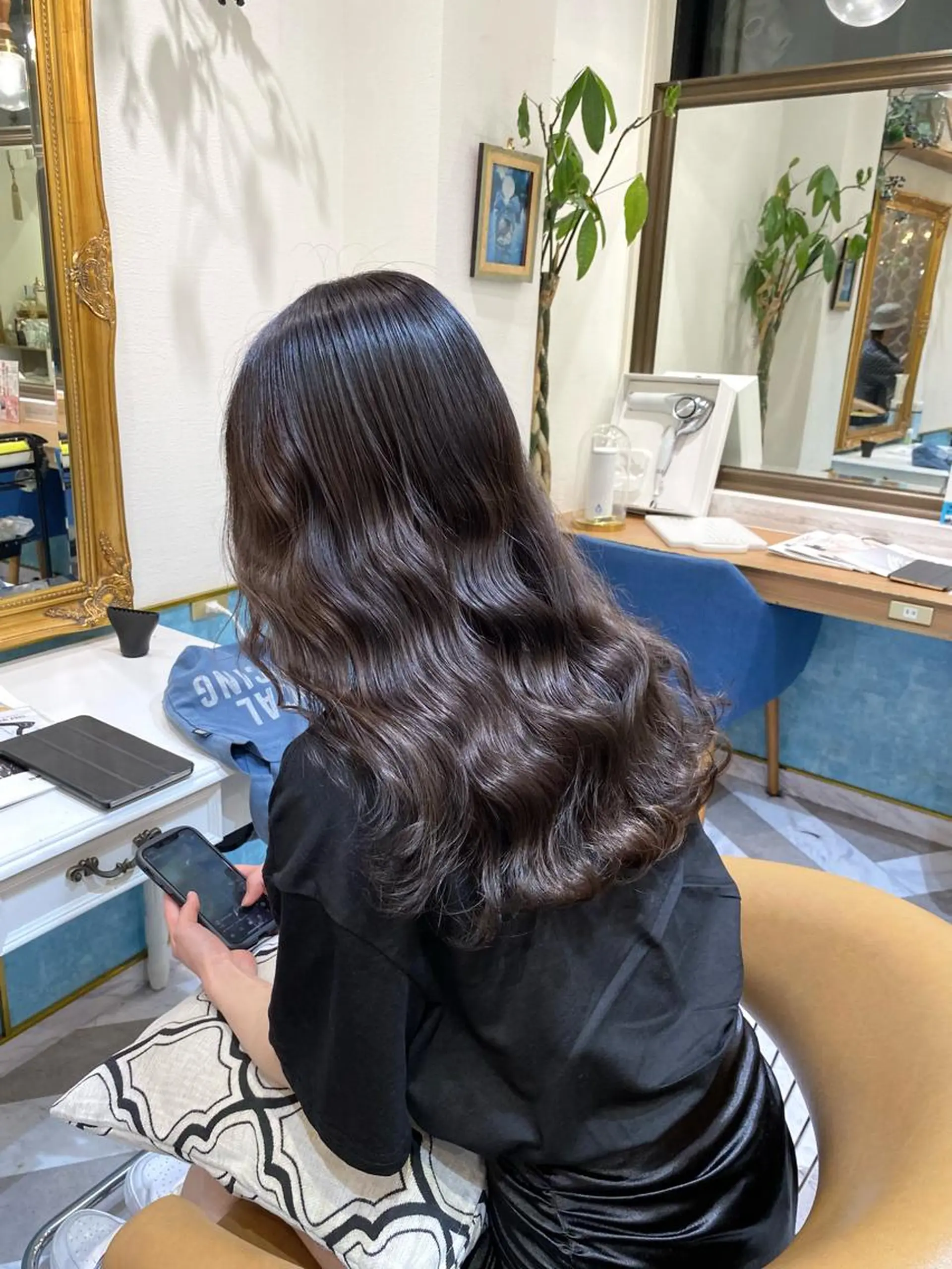 ロング カット ヘアカラー トリートメント ‎🤍髪質改善‎🤍 ‎ViVIE🤍のヘアスタイル