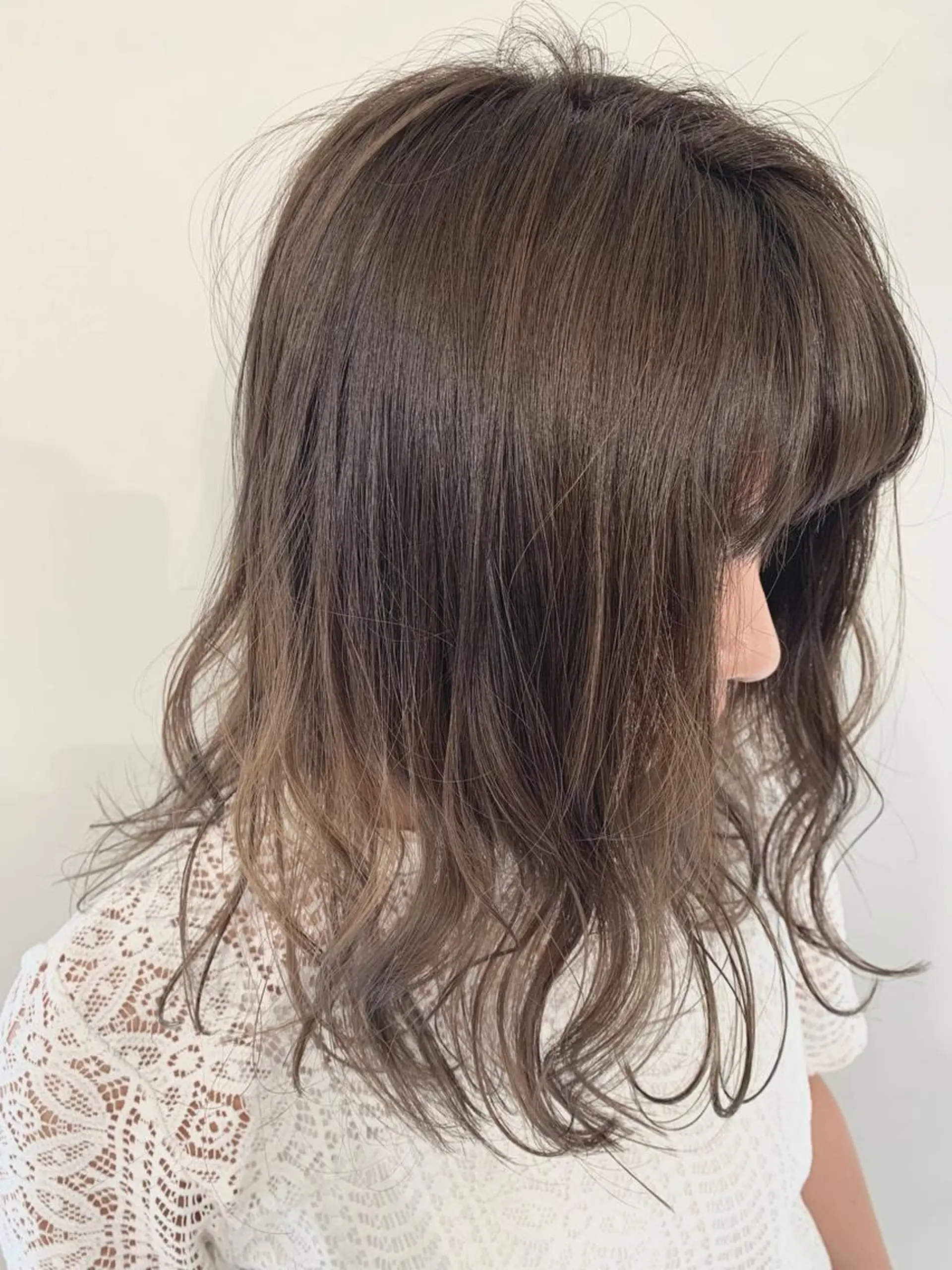 セミロング カラー パーマ ヘアアレンジ 加藤 綾華のヘアスタイル