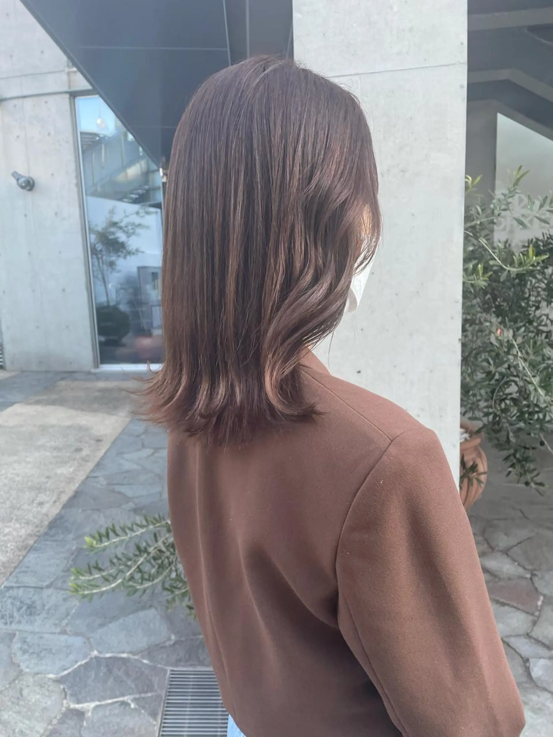ミディアム カラー ベージュカラー ブラウンカラー ブラウンベージュ ピンクカラー トリートメント レイヤーカット🎀 kanaのヘアスタイル