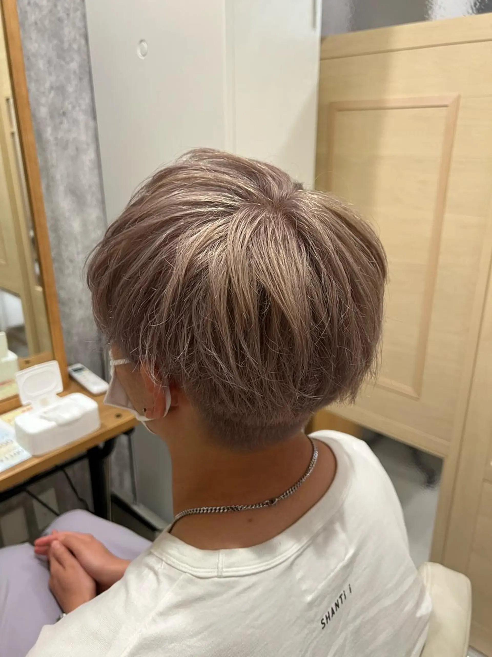 ミディアム カラー ヘアアレンジ ブリーチ 🌈髪質改善・美髪矯 正・平野瀬乃🌈のヘアスタイル