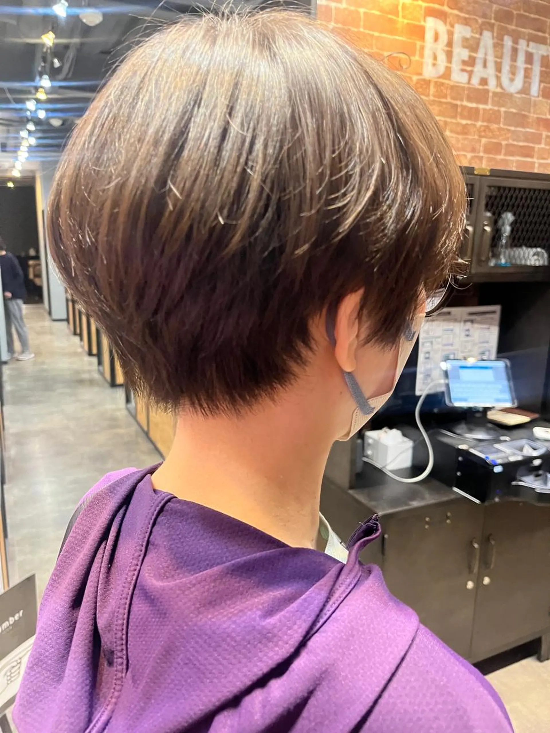 ショート カラー パーマ ヘアアレンジ メンズ キッズ ネイル マツエク・マツパ アイブロウ メンズブリーチ メンズハイライト メンズインナーカラー メンズ韓国風 ブリーチ 久木原 ゆりのヘアスタイル