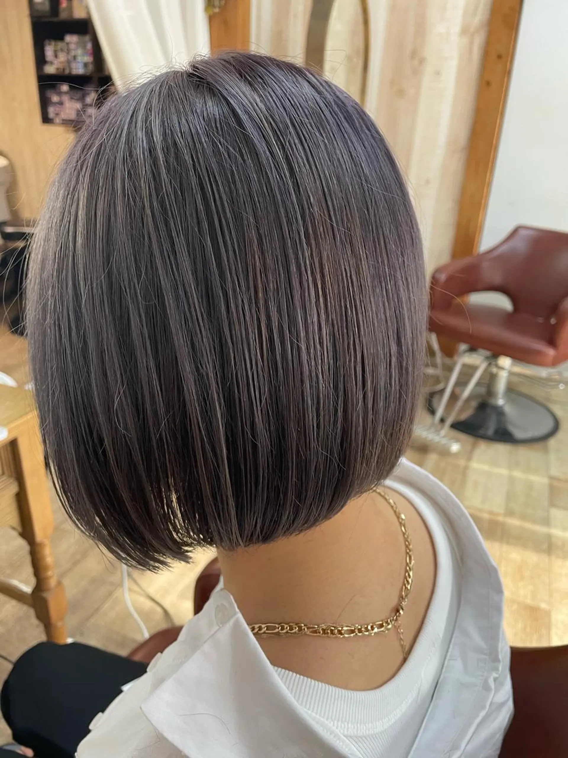 ショート カラー カット トリートメント 佐藤 芽依のヘアスタイル