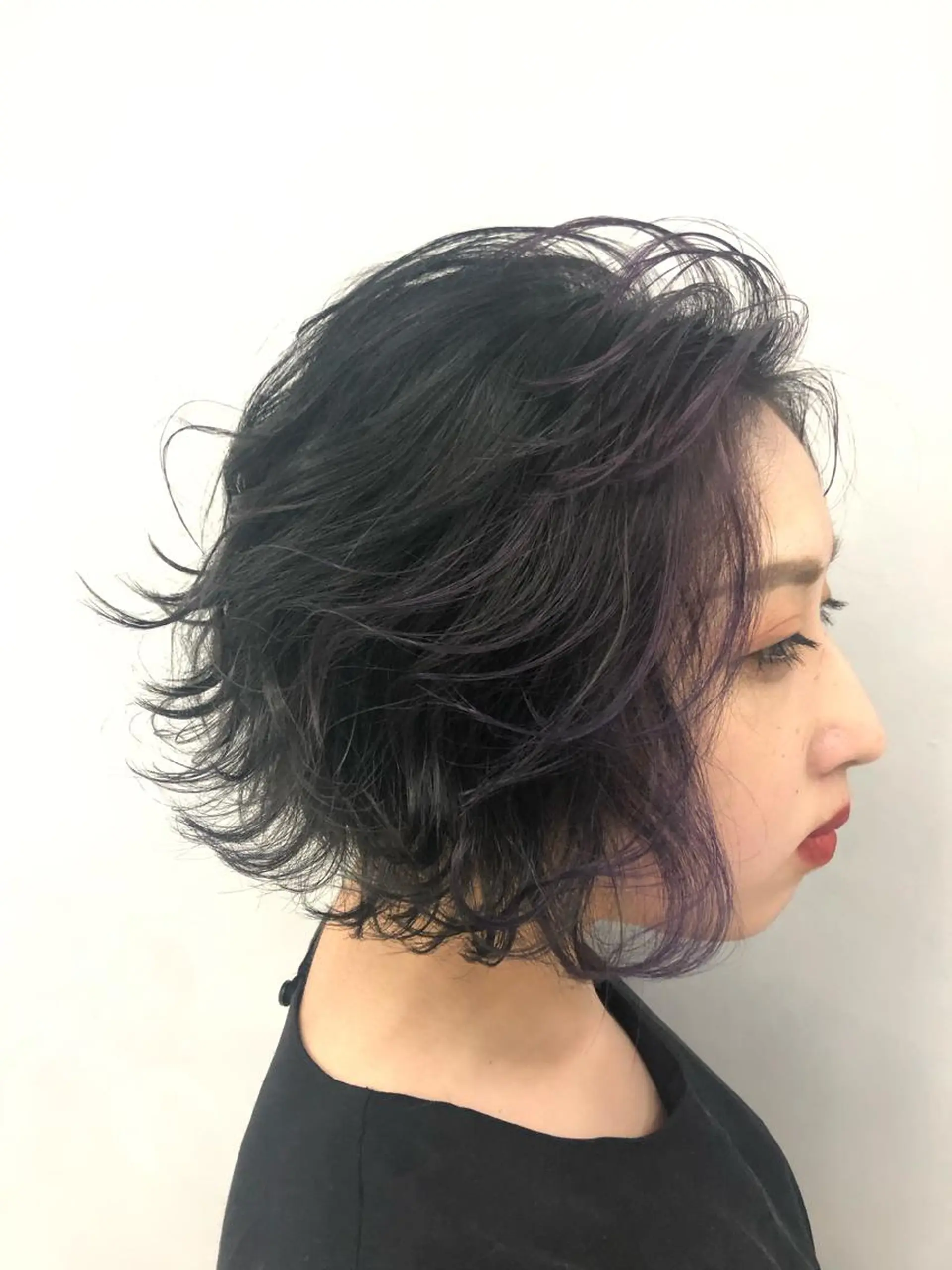 ショート カラー 艶ハイトーンブリーチ 🌈小林侑雅のヘアスタイル