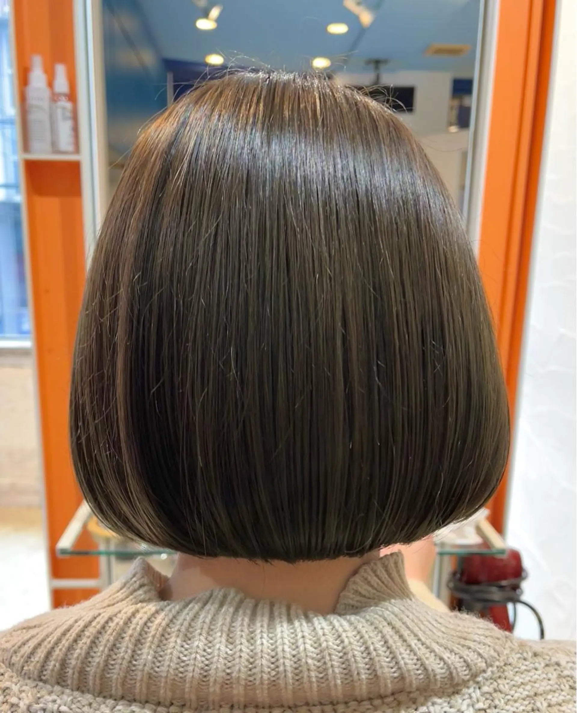 ショート カラー ヘアカラー トリートメント うしだ かおるのヘアスタイル