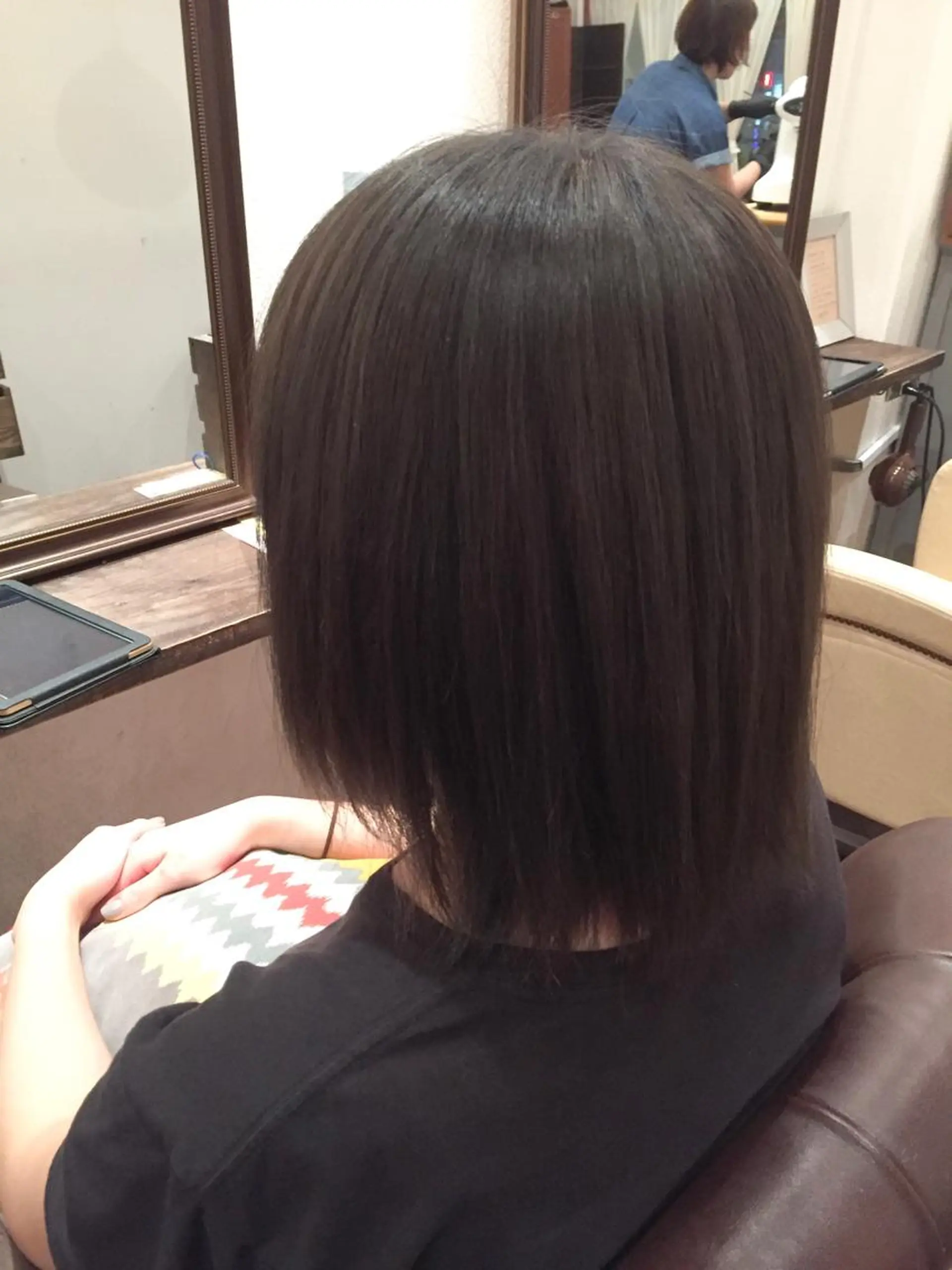 ショート カラー アッシュ ダークアッシュ ヘアカラー いしだ みさきのヘアスタイル