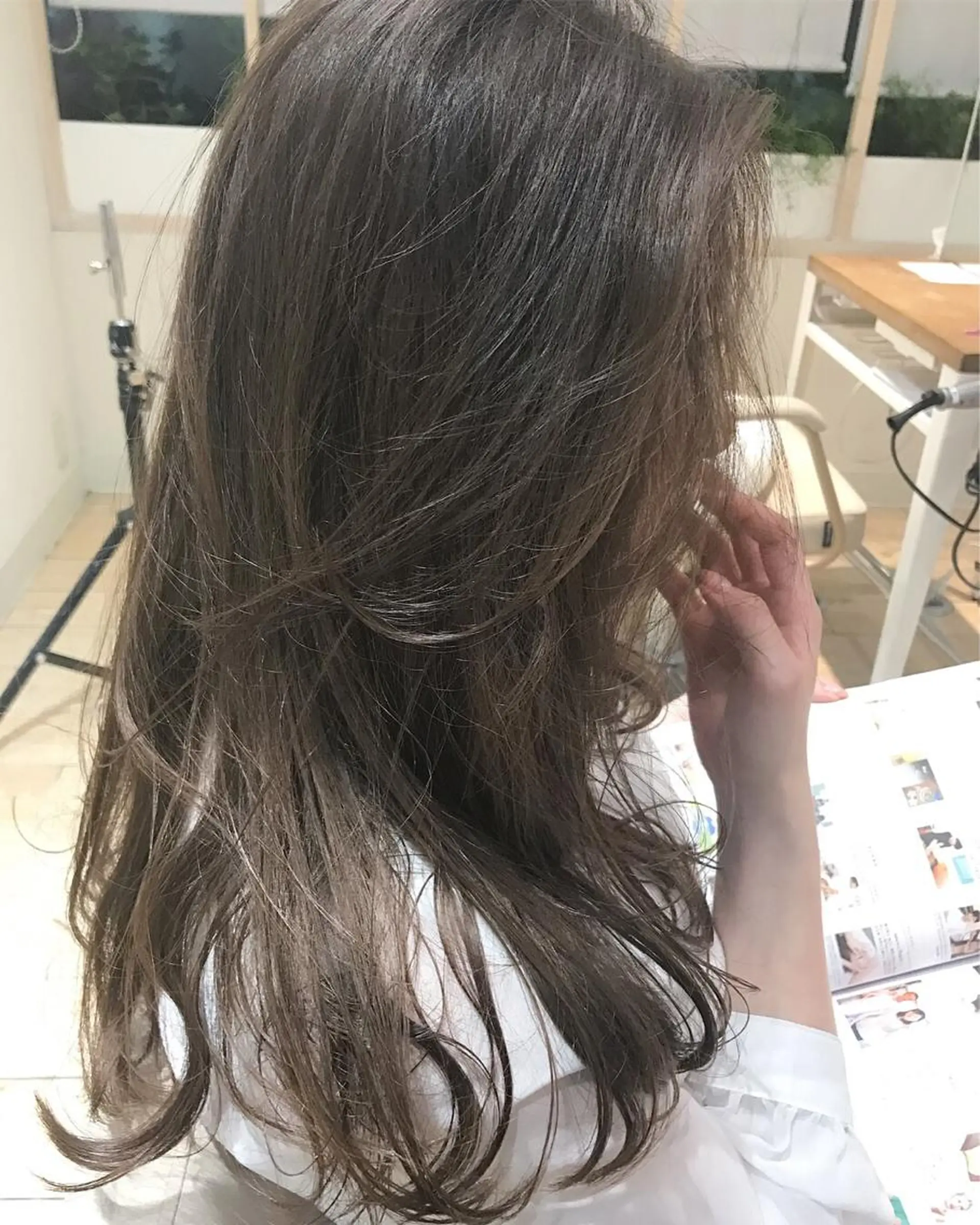 セミロング カラー ブリーチ ダブルカラー 【1日2名様限定】 AFLOAT白川雄副のヘアスタイル