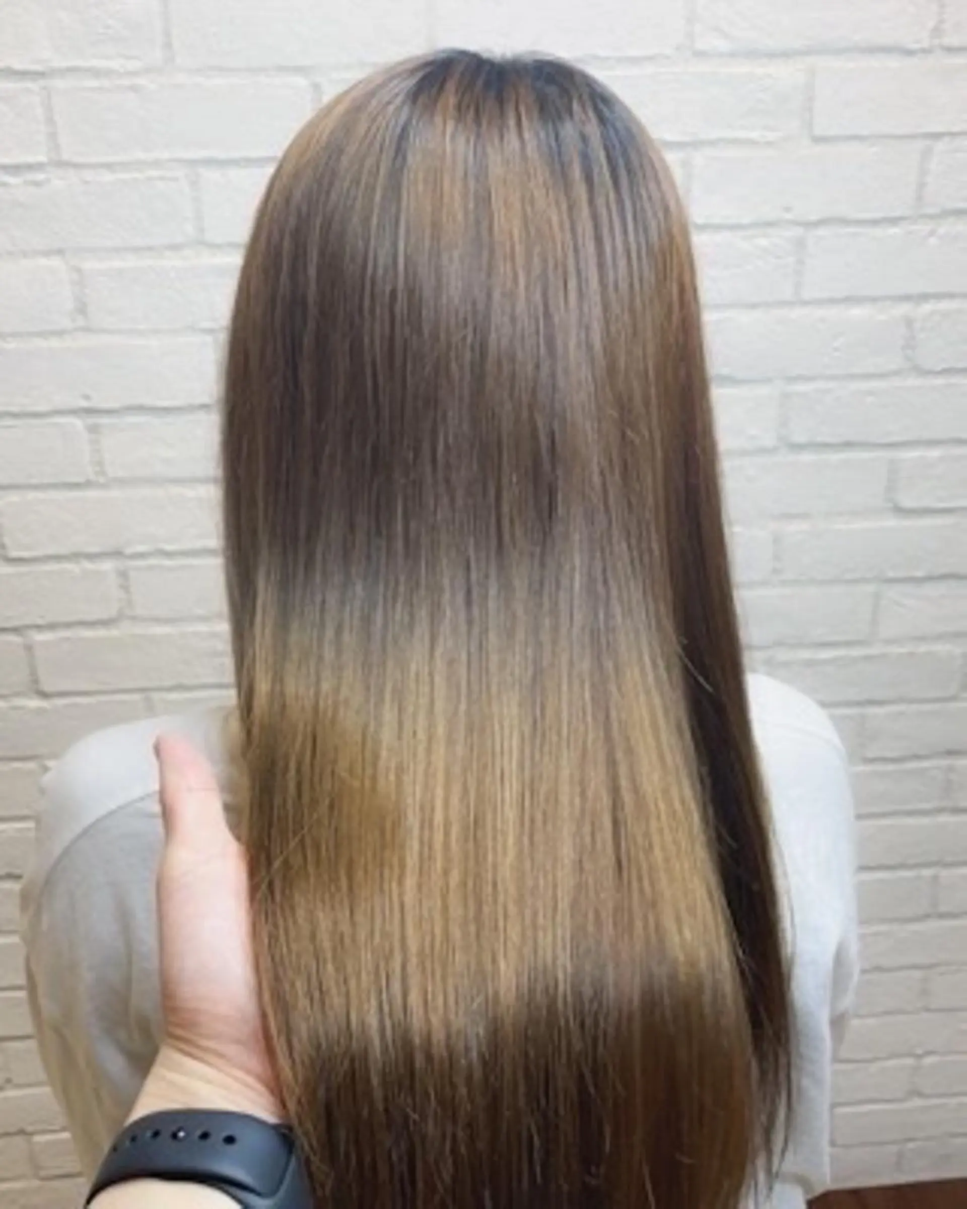 セミロング 酸性ストレート カット 縮毛矯正 トリートメント 大里 拓馬のヘアスタイル