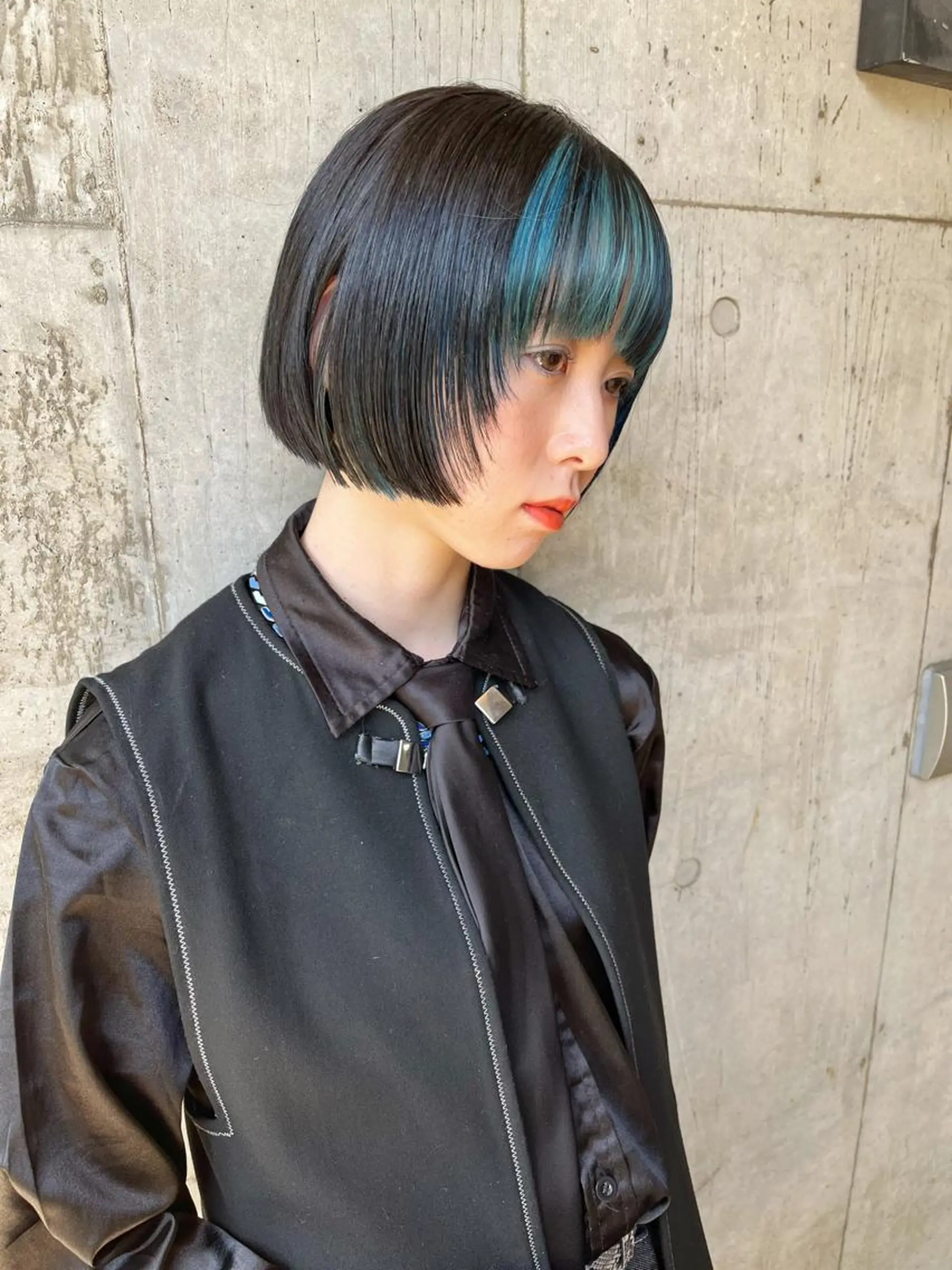 ショート ボブ カット ヘアカラー ハイトーンNo.1✨ パーマ✨イマイタツヤのヘアスタイル