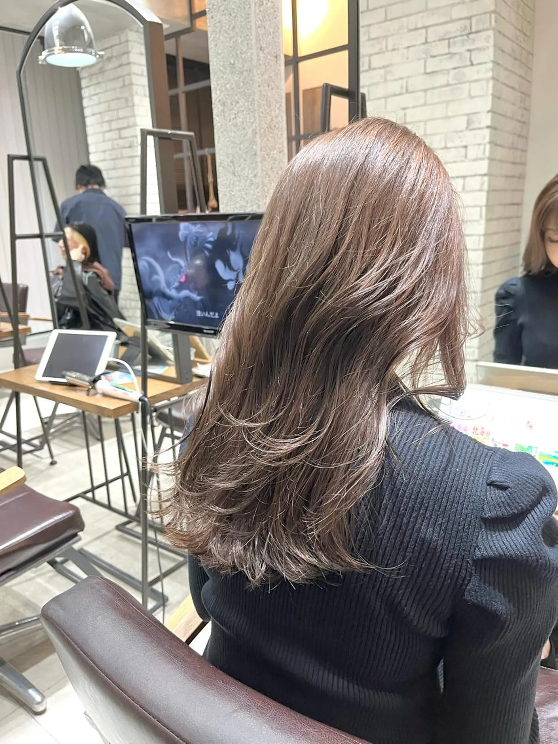 セミロング アッシュ 髪質改善 ヨシンモリ 韓国風ヘア トリートメント 🌈外国風ハイライト こうたろうのヘアスタイル