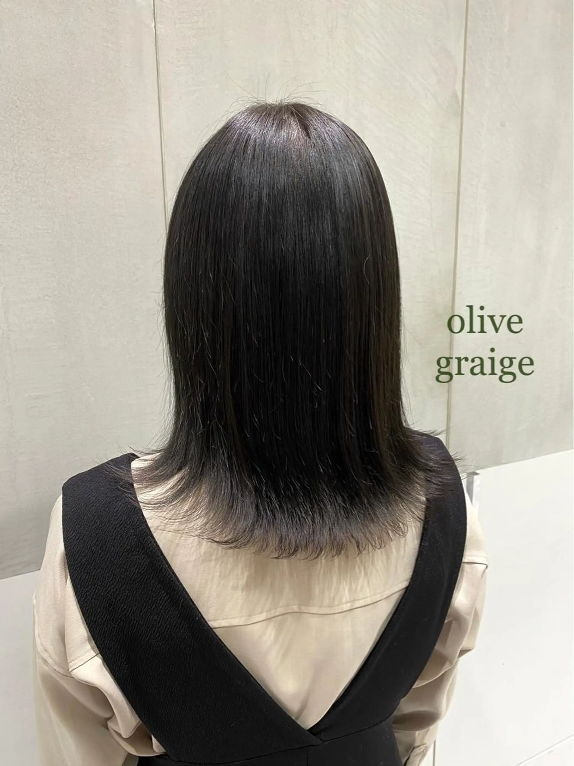 カラー オリーブカラー ヘアカラー 艶感/ナチュラル 🩵amiのヘアスタイル