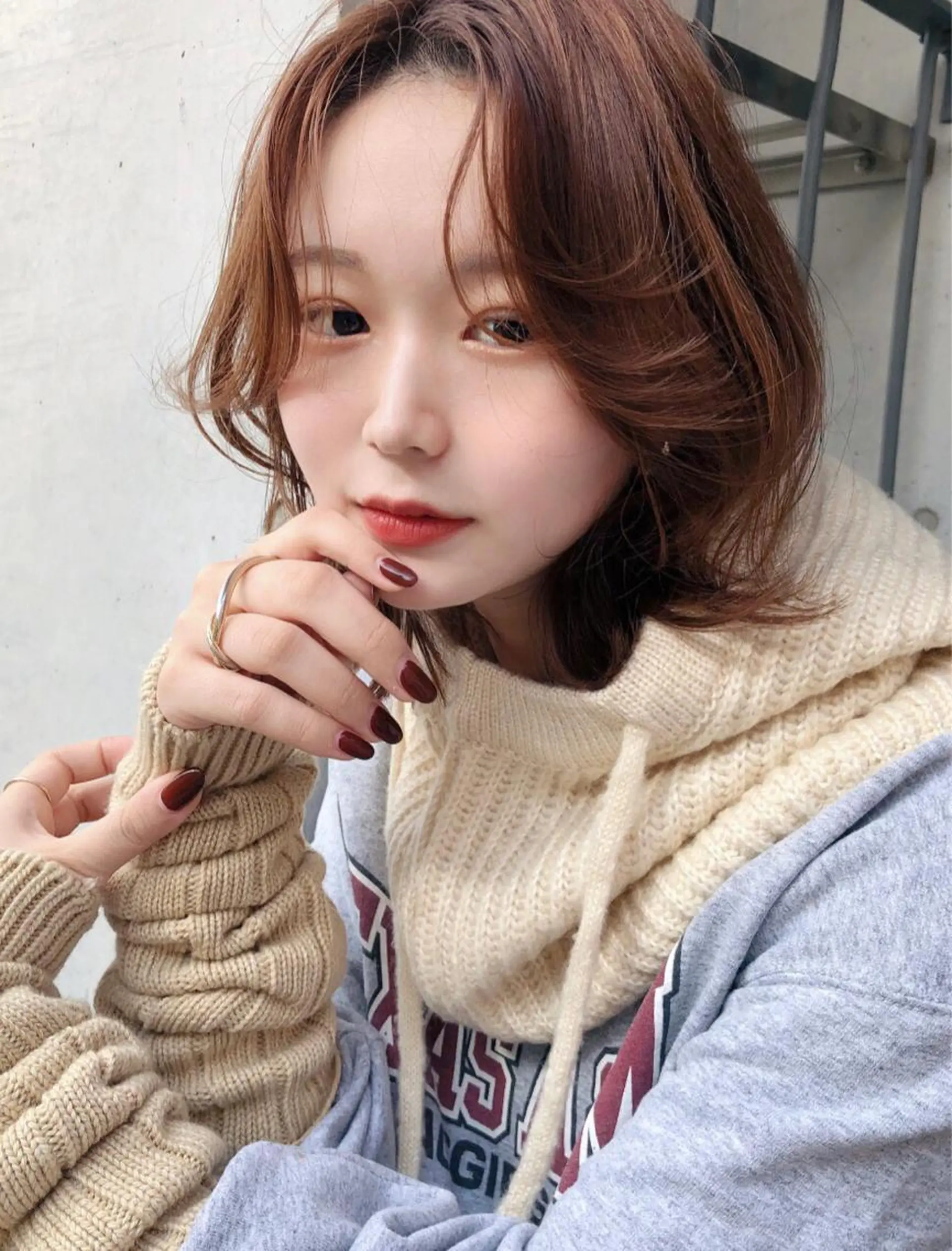 ミディアム カラー ボブ 外ハネヘア カット ヘアカラー トリートメント トレンドヘア🌿 chinariのヘアスタイル