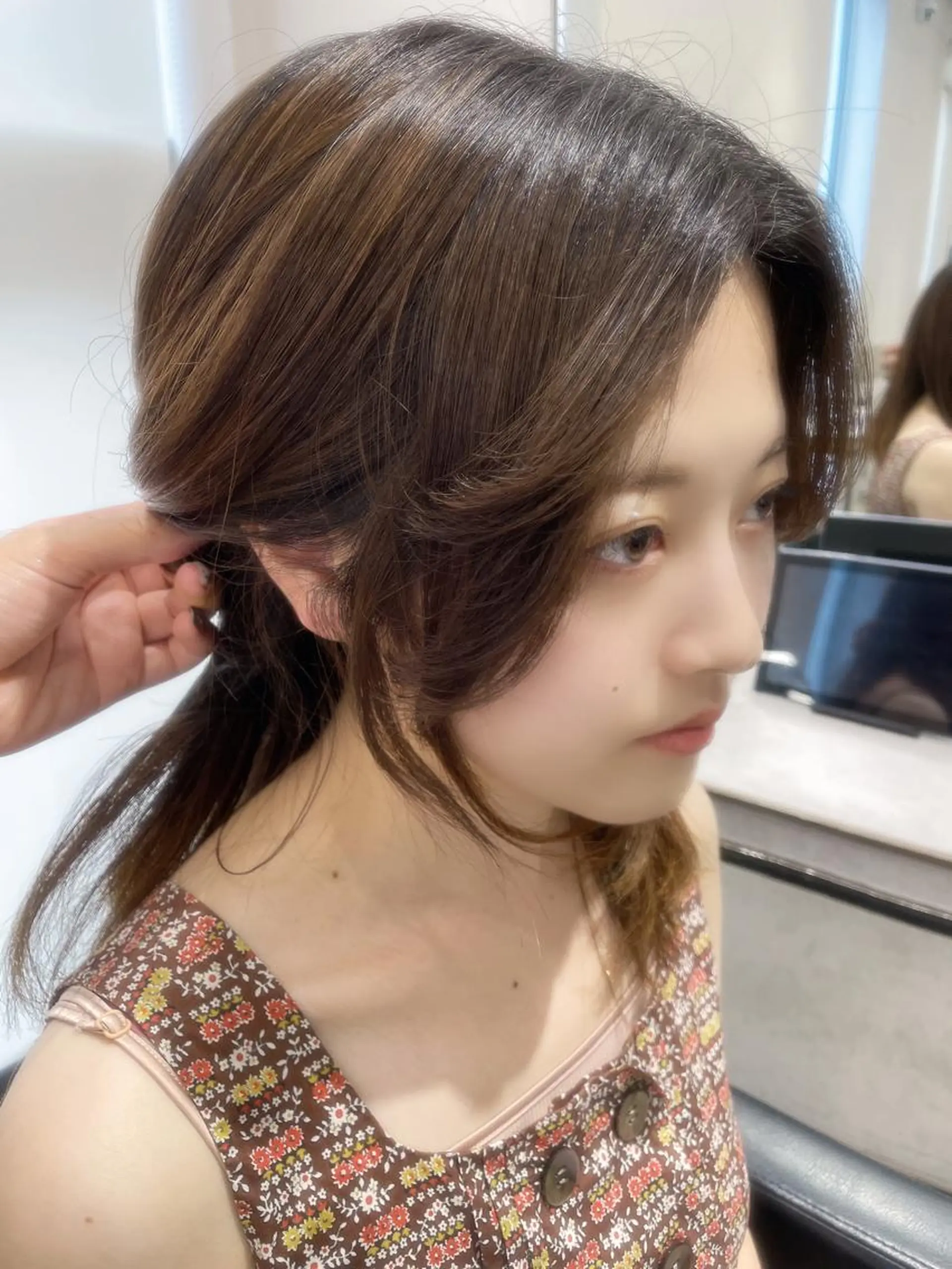 ミディアム ハイレイヤー レイヤーカット トリートメント カット トリートメント ヘアセット 透明感カラー✨艶髪 制作🌱山根あゆみのヘアスタイル
