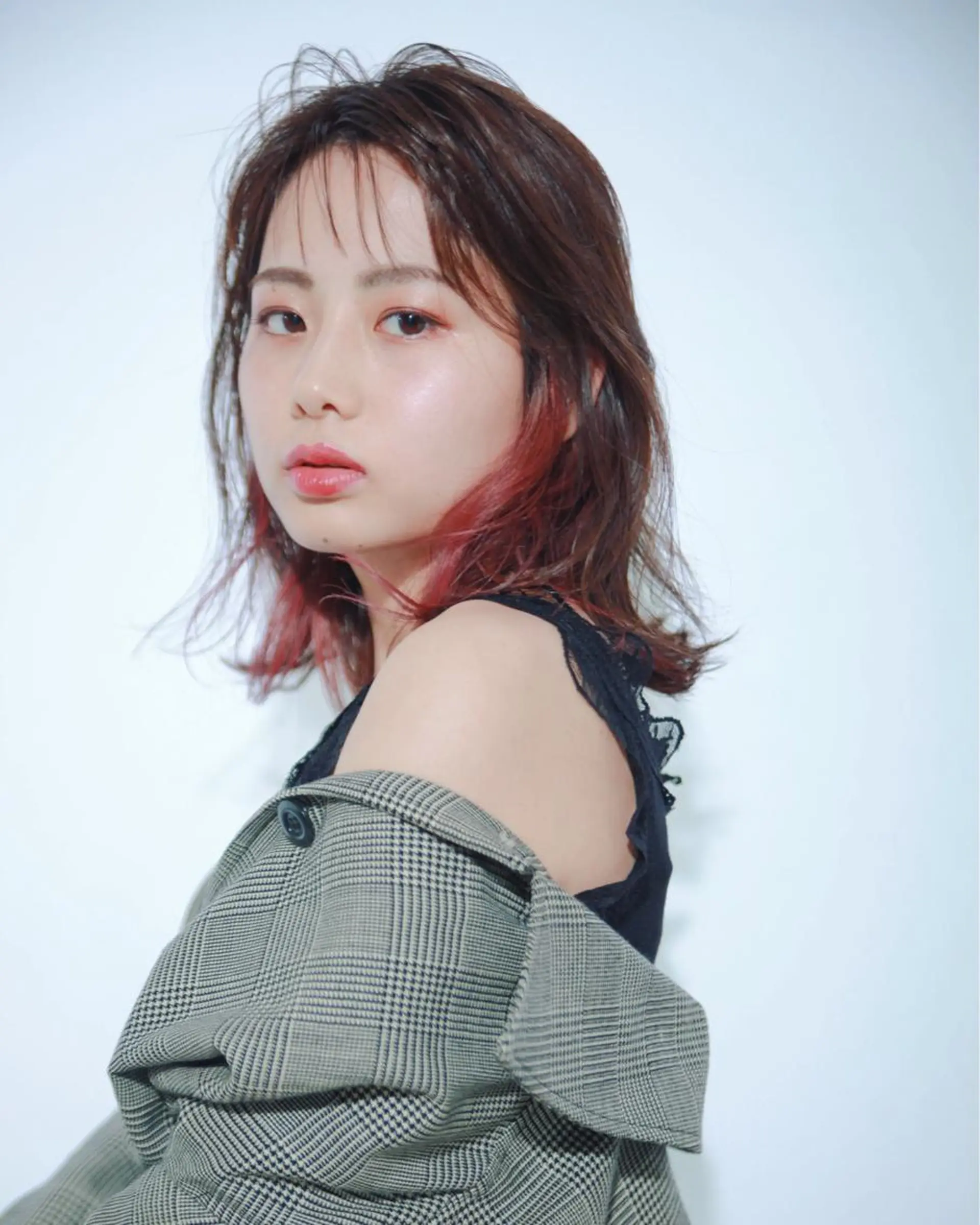 ミディアム カラー ヘアアレンジ アディクシーカラー ピンクカラー レッドカラー カット ヘアカラー トリートメント 【骨格診断】佃 知南のその他イメージ