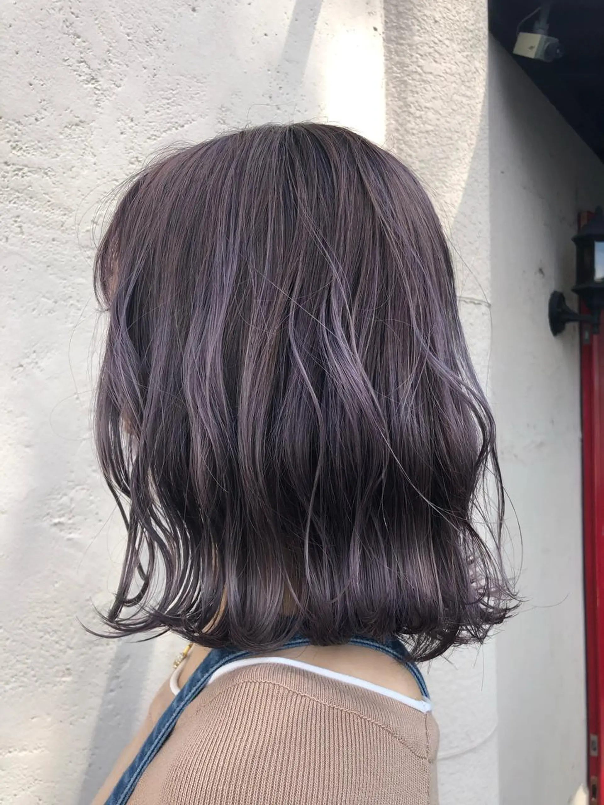 ミディアム M. YURIのヘアスタイル