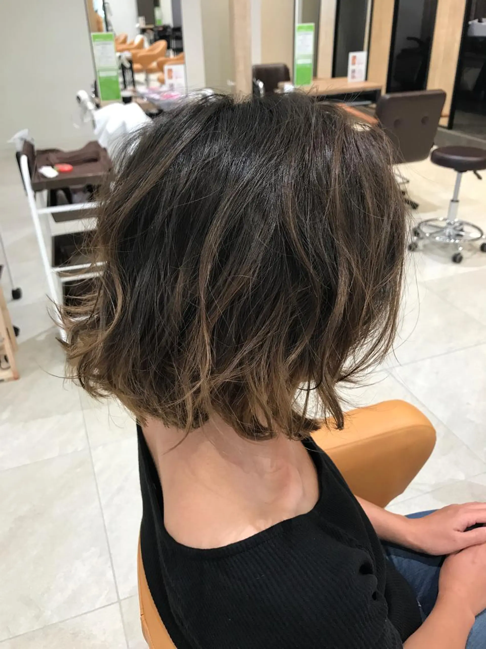 カラー グラデーションカラー 星野 慎也のヘアスタイル