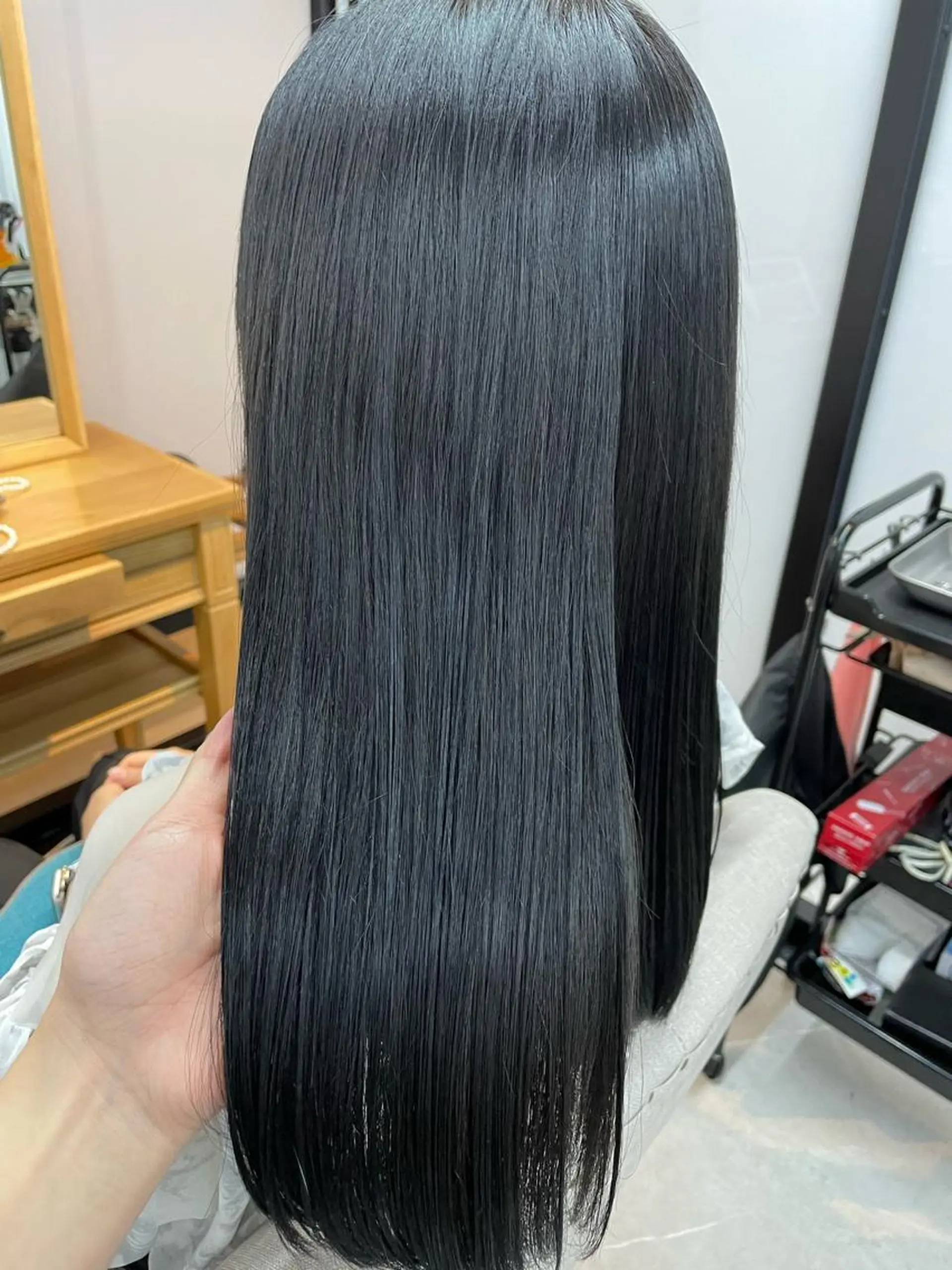 セミロング トリートメント 富田 菜月のヘアスタイル