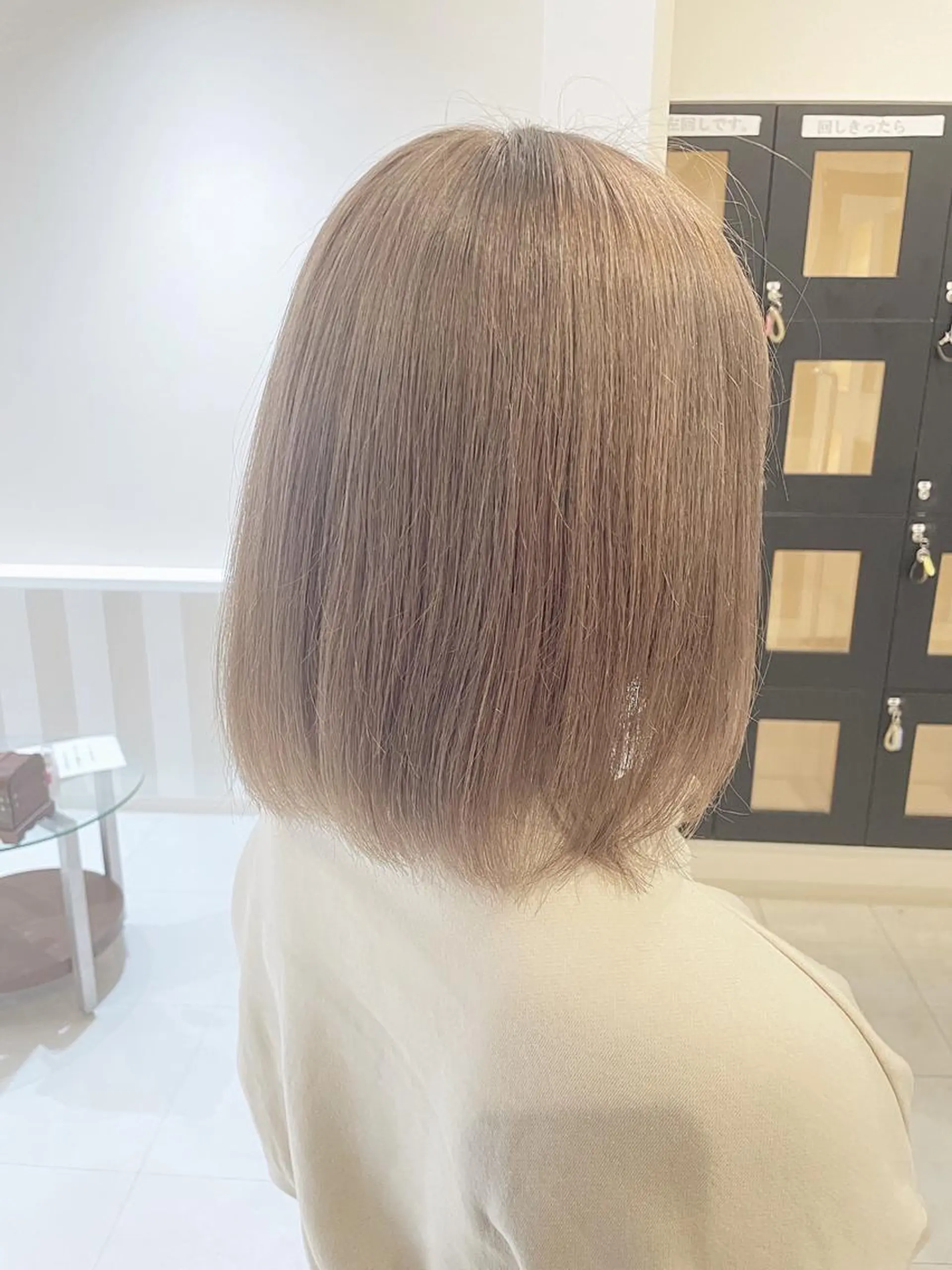 カラー レイヤー/くびれ/ 縮毛/チェレ金剛のヘアスタイル