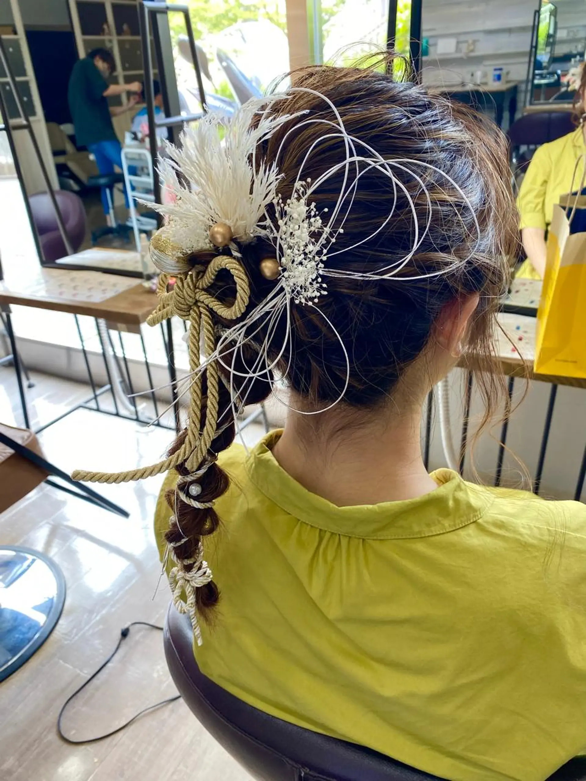 セミロング ELEN 新百合ヶ丘のヘアスタイル