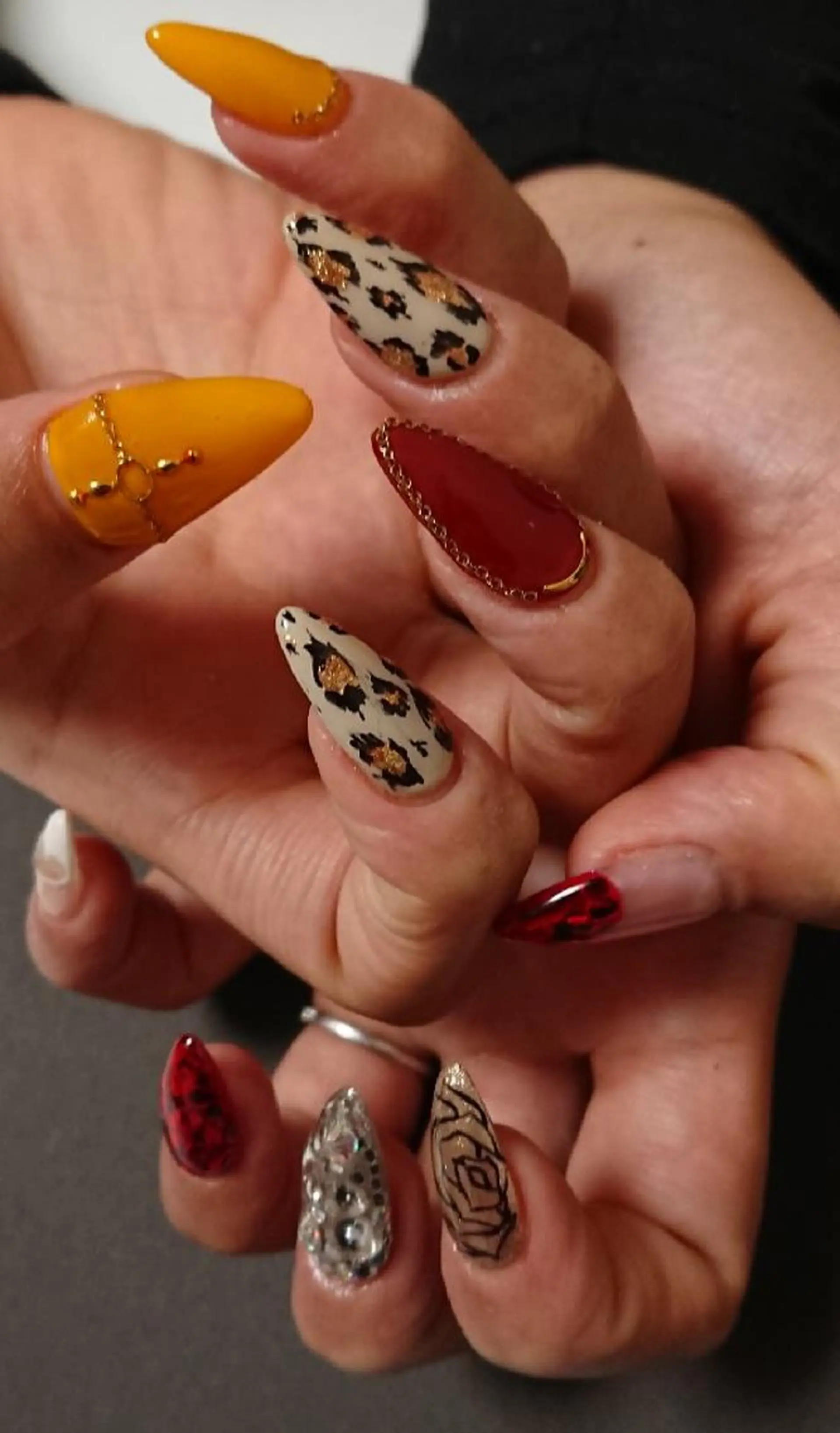 ネイル 成人式 スカルプネイル Lilith Nailのネイルデザイン