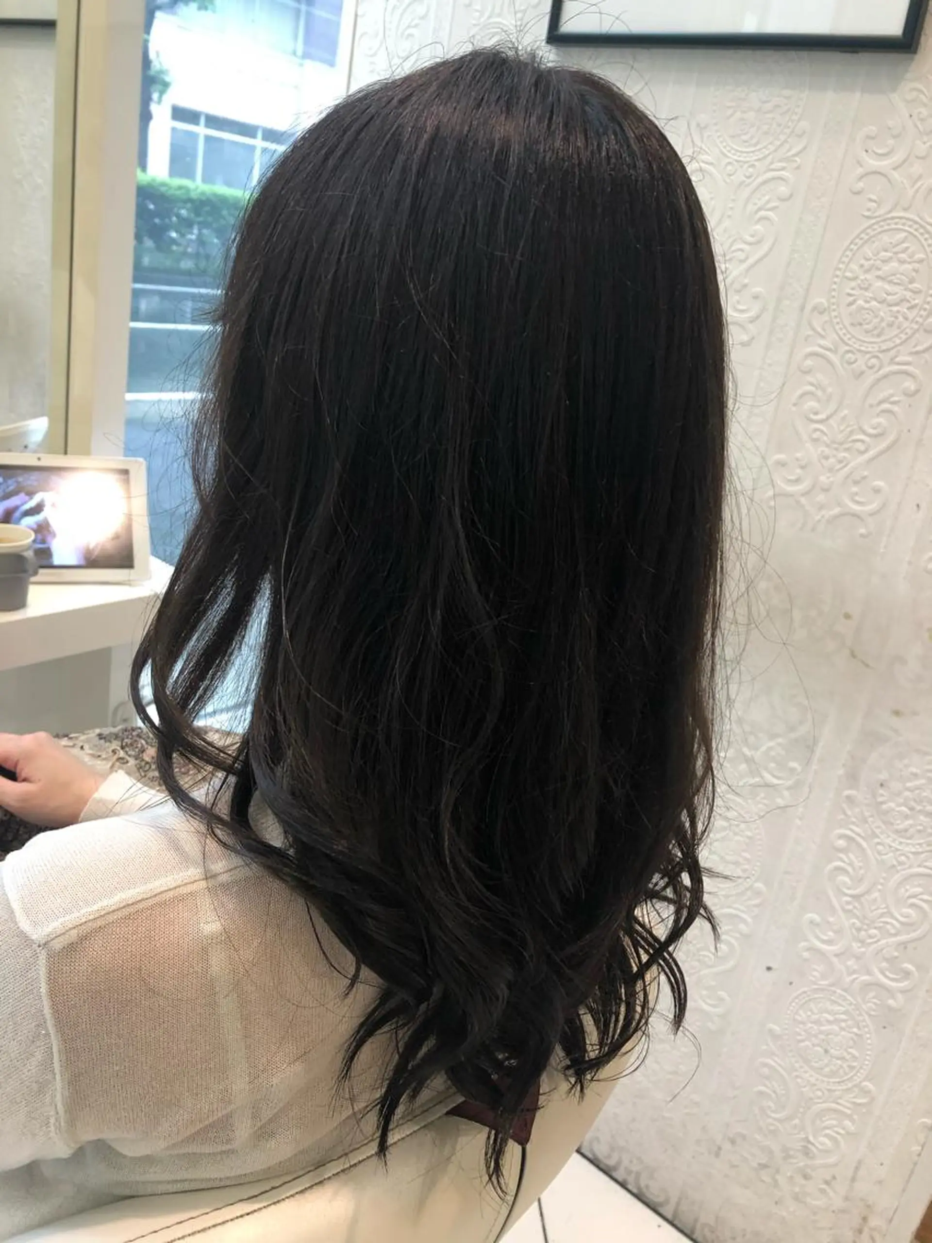 セミロング カラー 🍀富久 永梨🧸のヘアスタイル