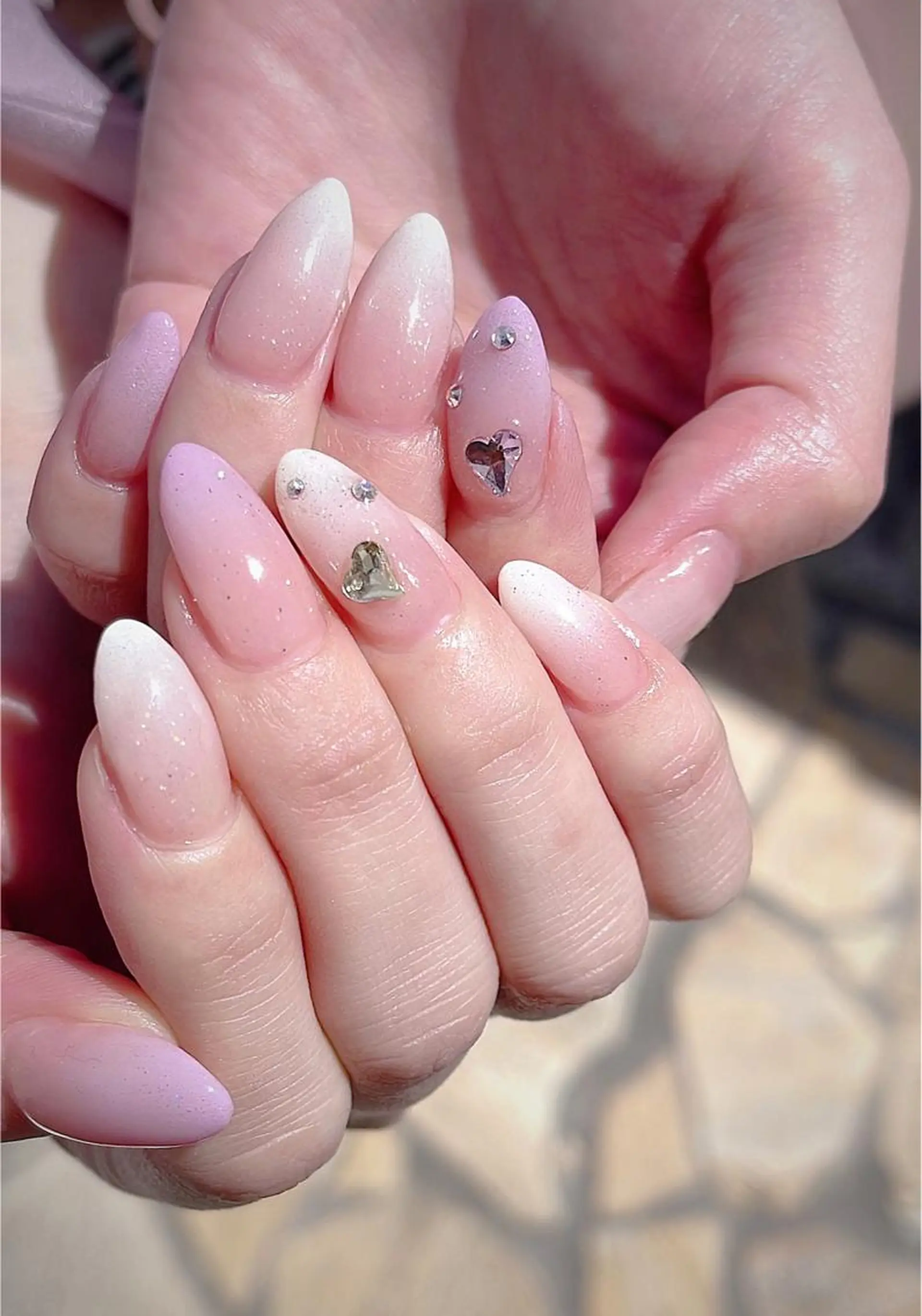 ミディアム 韓国風ヘア めぐみのネイルサロン スタッフ練習のネイルデザイン