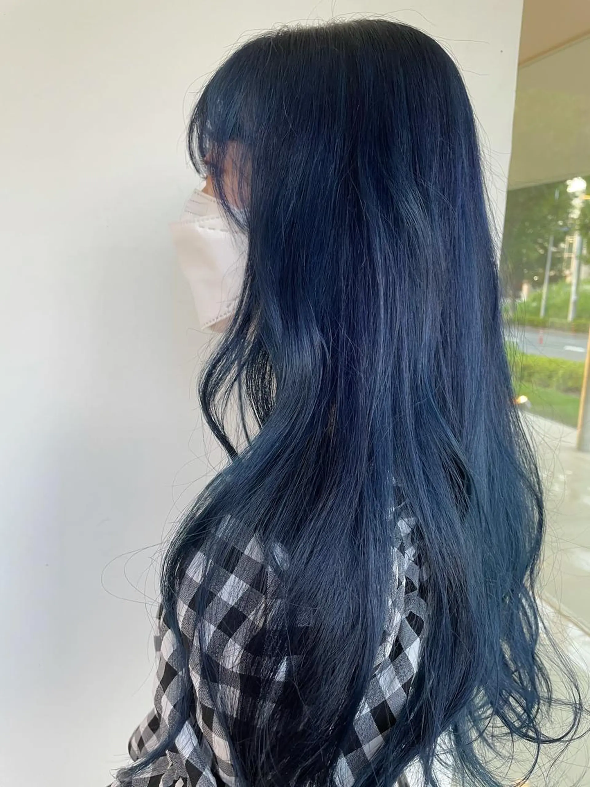 ロング カラー 本間 良のヘアスタイル