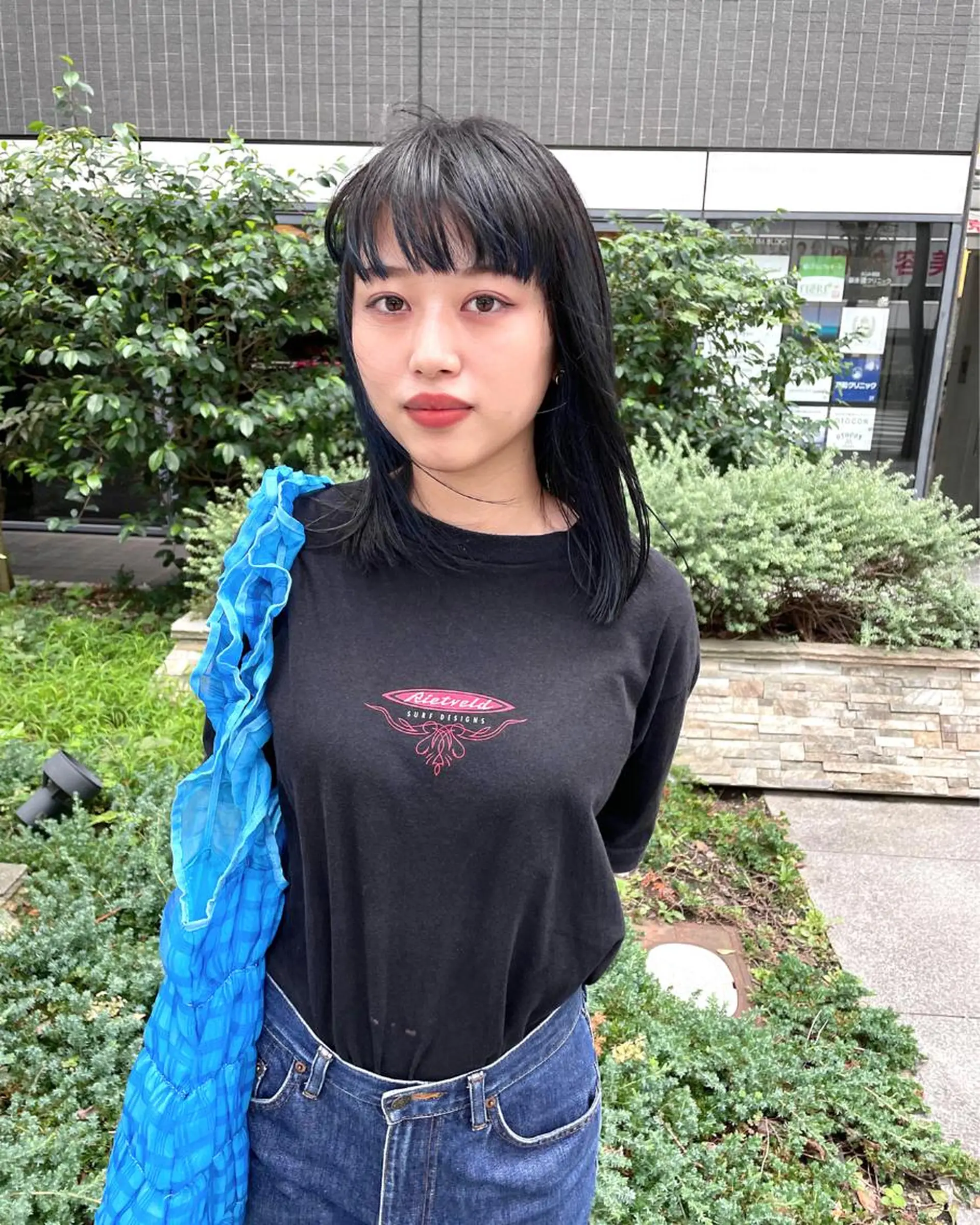 ミディアム カラー パーマ ヘアアレンジ メンズ キッズ ネイル マツエク・マツパ アイブロウ ブルーカラー ネイビーカラー ブルー ネイビー tatsumi/ボブ ウルフ/レイヤーのヘアスタイル