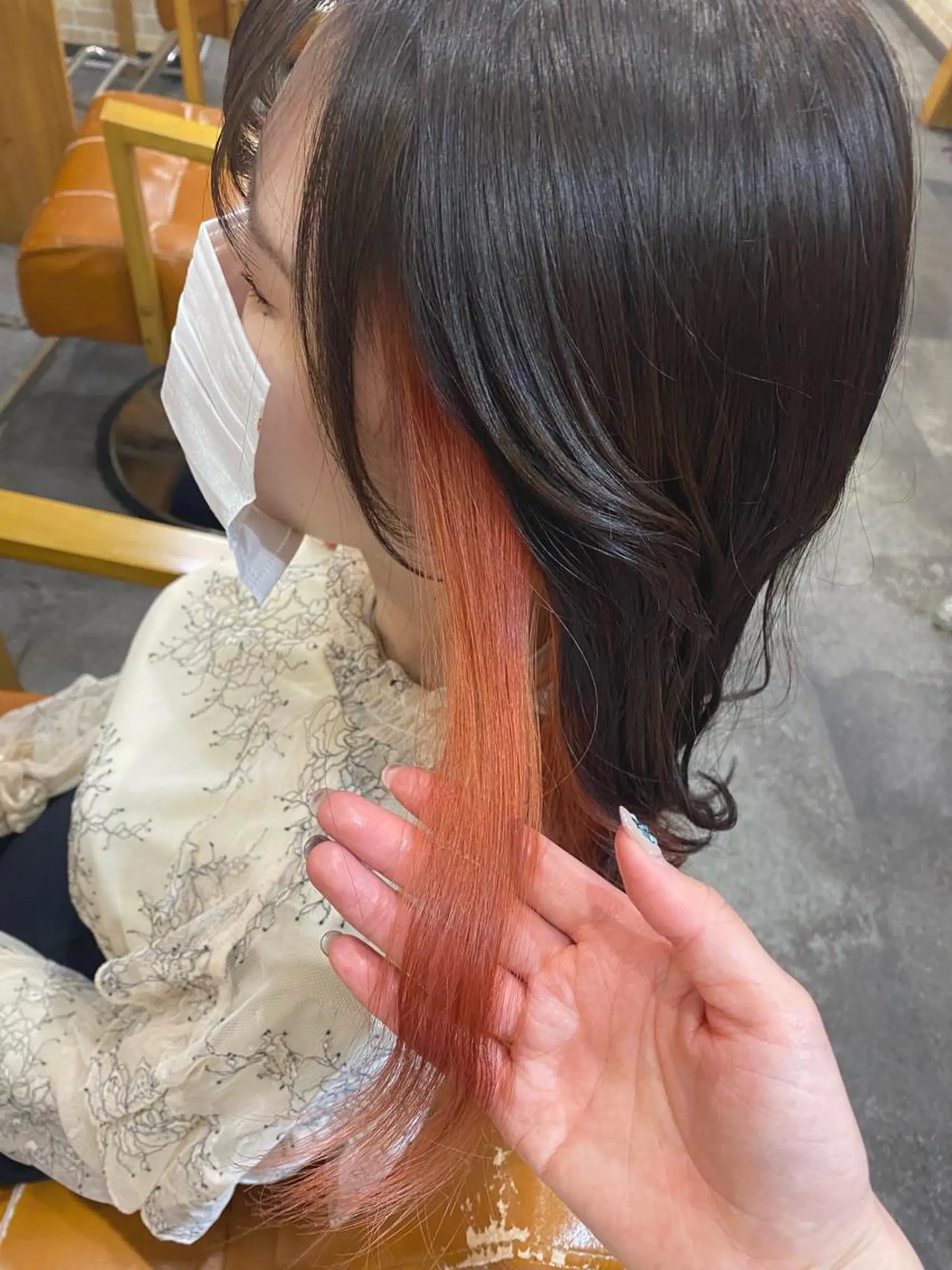 セミロング ヘアカラー トリートメント 美髪ヘア 🤍erikaのヘアスタイル