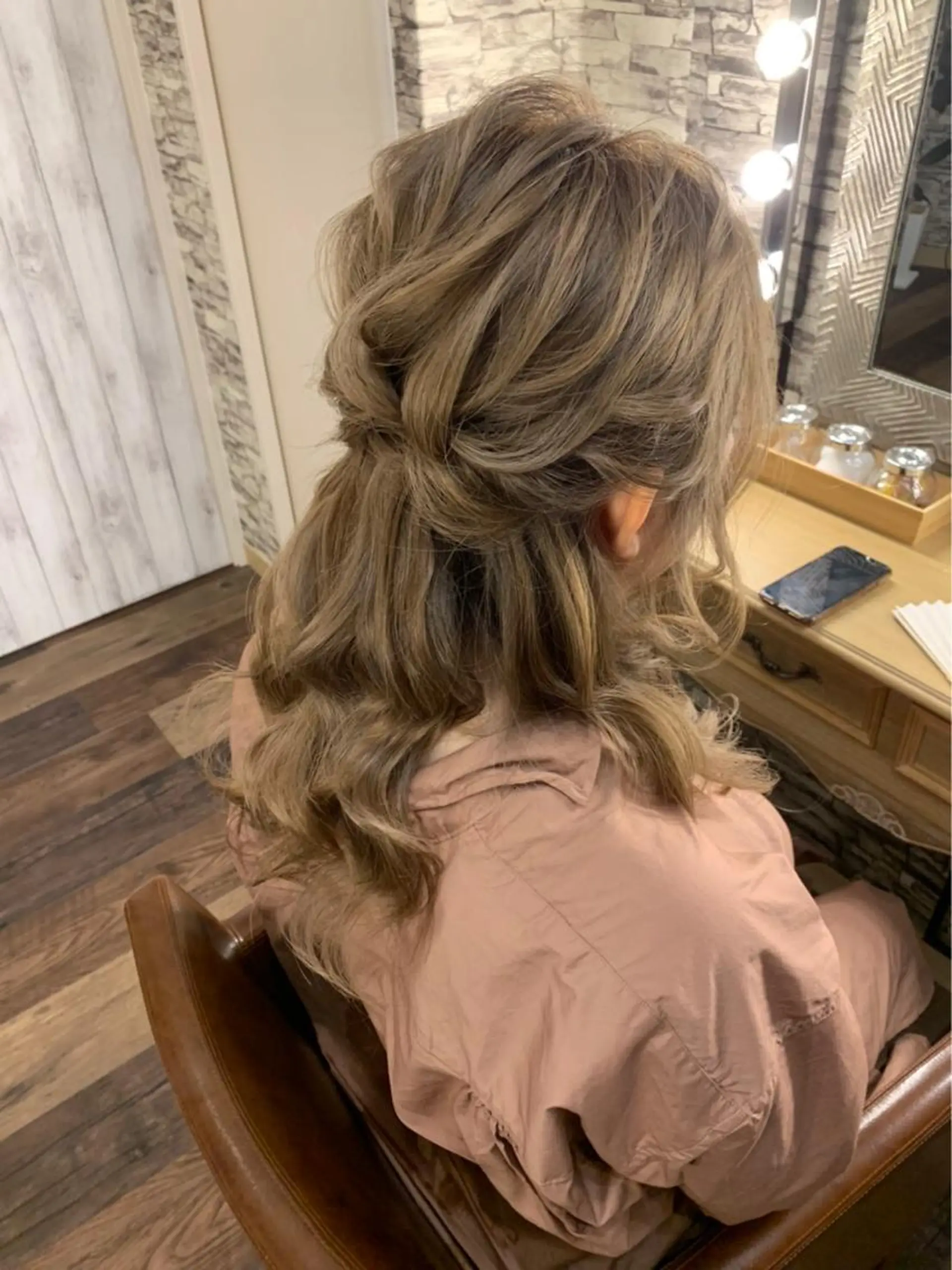 セミロング ヘアアレンジ ハーフアップ hair make  Lucciのヘアスタイル