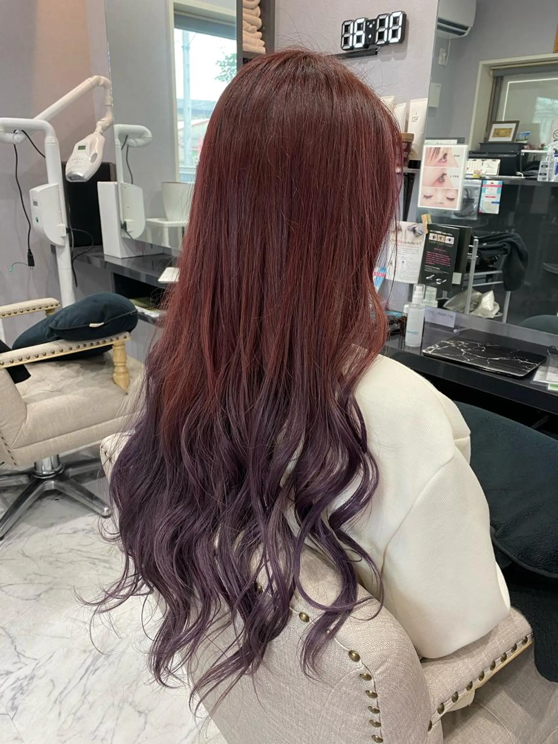 ロング ヘアカラー FAVORE 【ファヴォーレ】のヘアスタイル