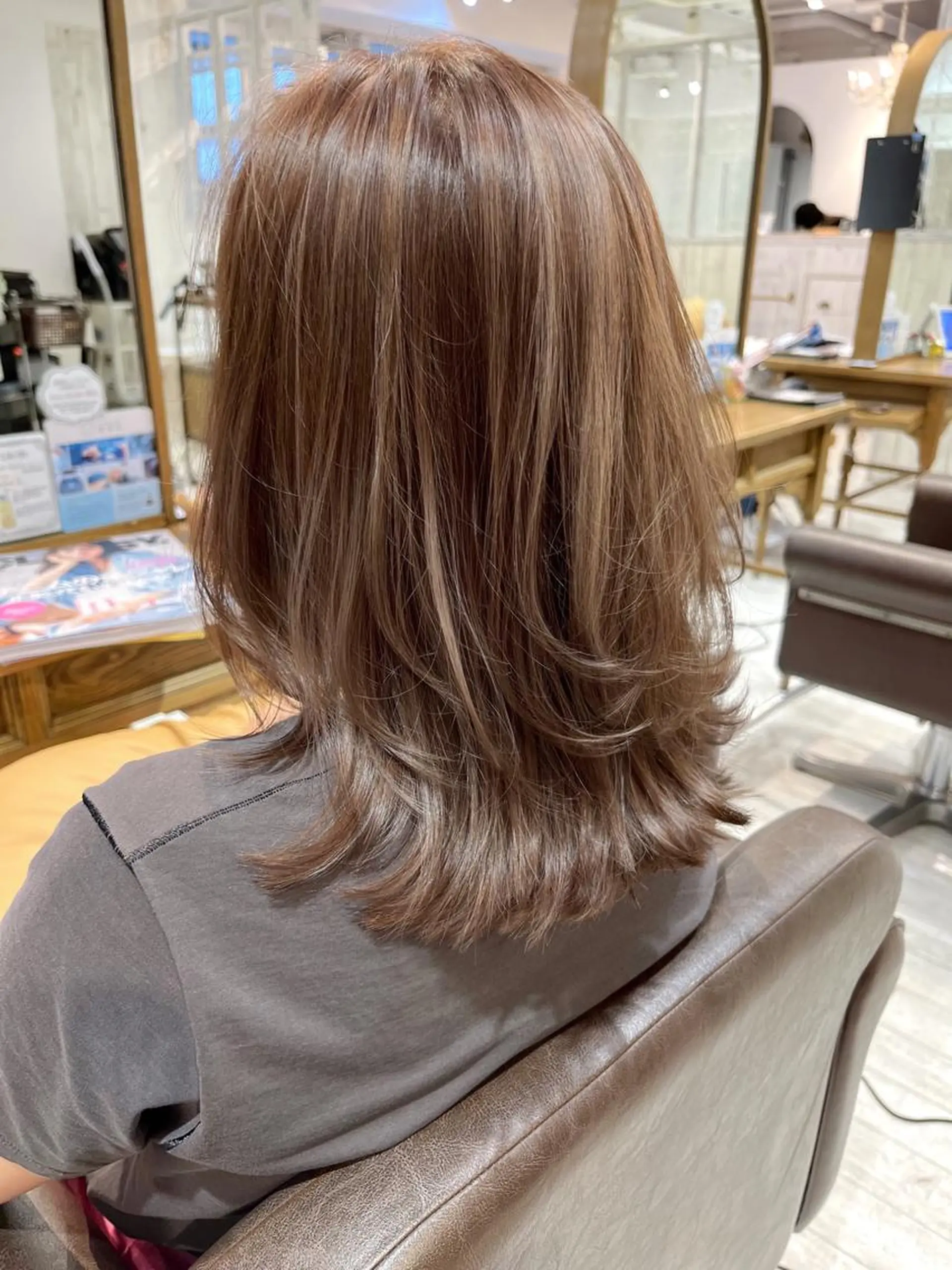 セミロング カラー ベージュカラー ブラウンカラー ブラウンベージュ くびれヘア レイヤーカット カット 縮毛矯正 【韓国ヘア×透明感 カラー】笹谷 莉未のヘアスタイル
