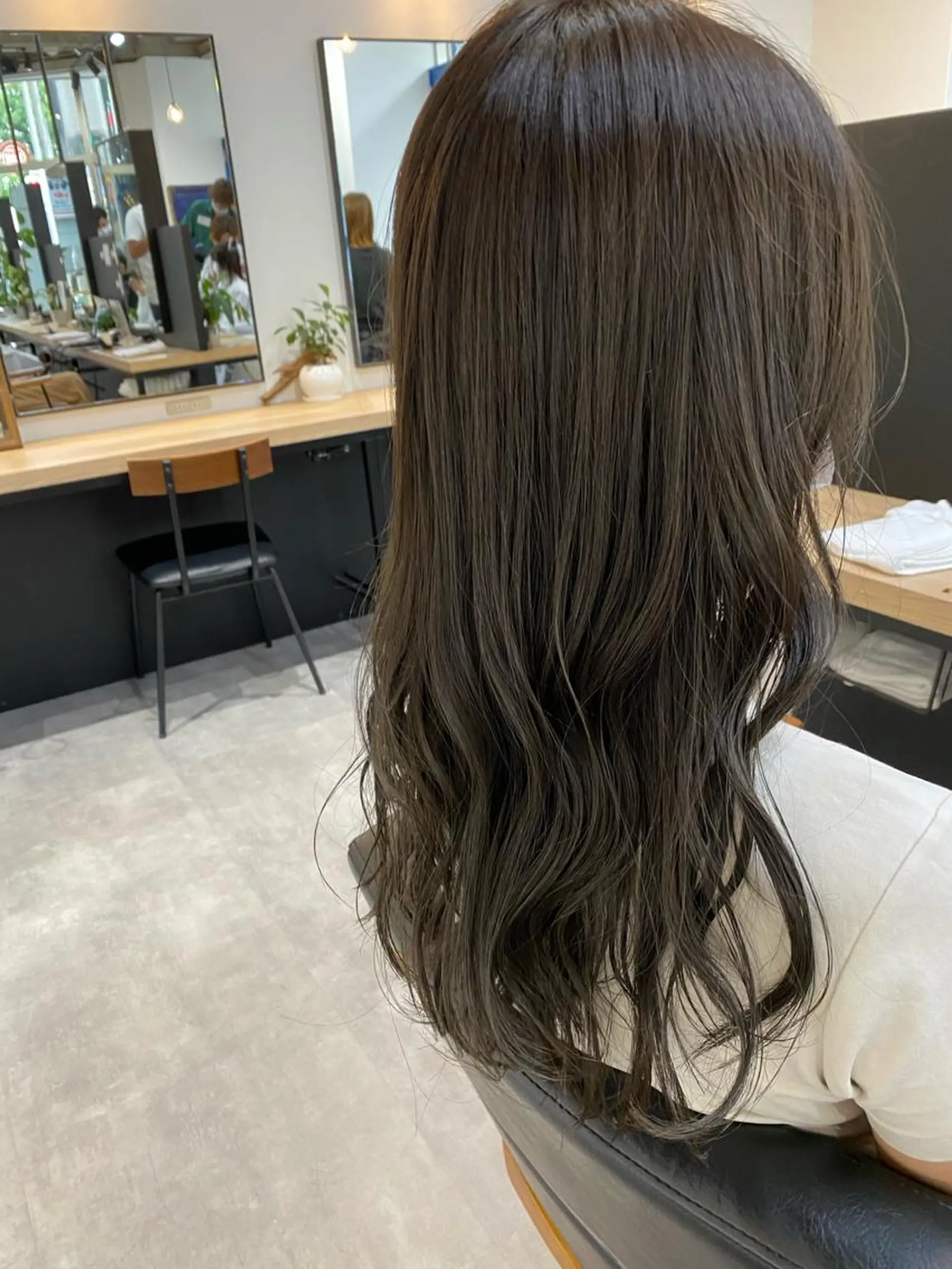 ロング アッシュ 🍃ボブ&ショート 特化🍃髪質改善🍃のヘアスタイル