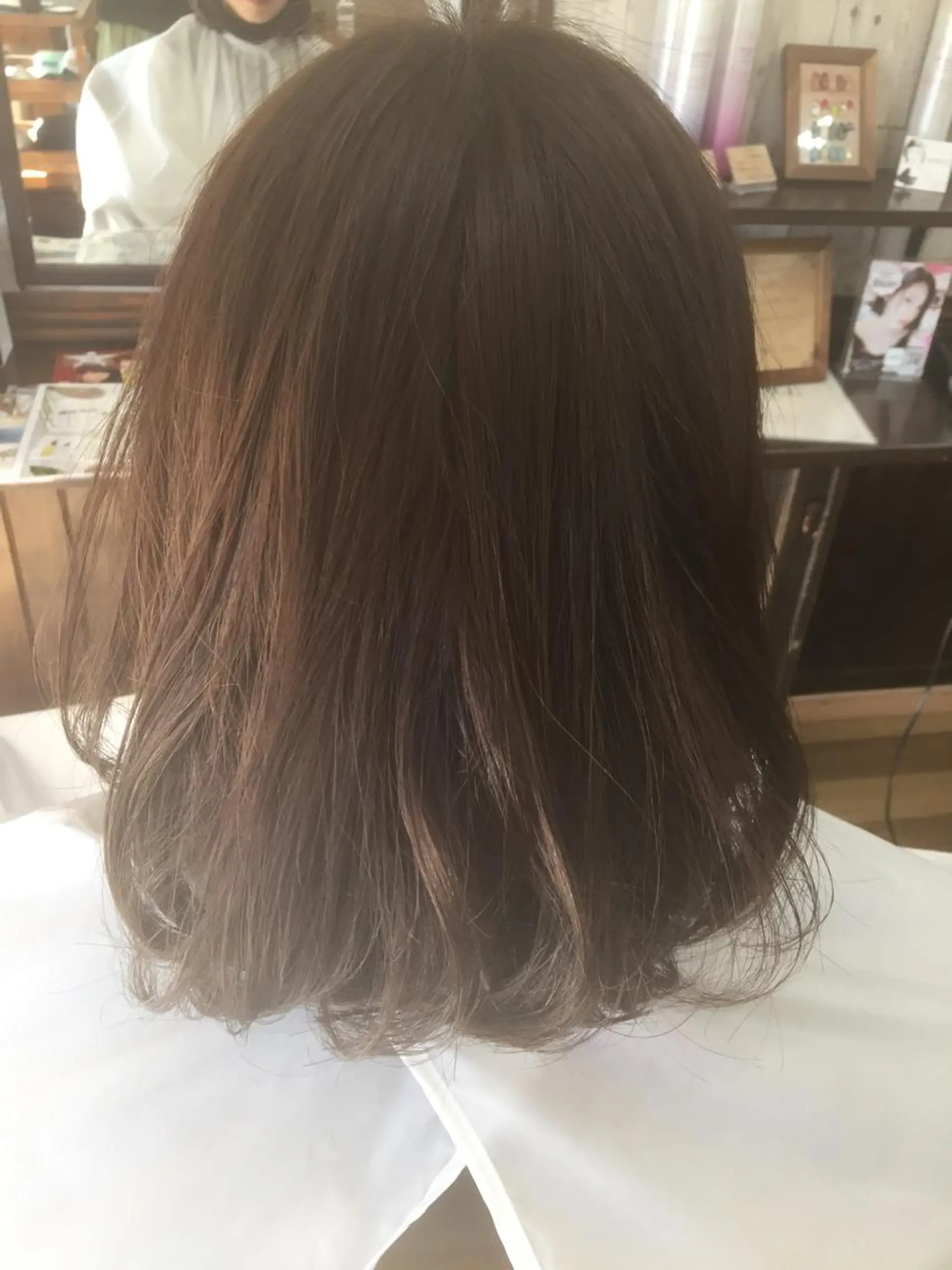 カラー 中山 ルミ子のヘアスタイル