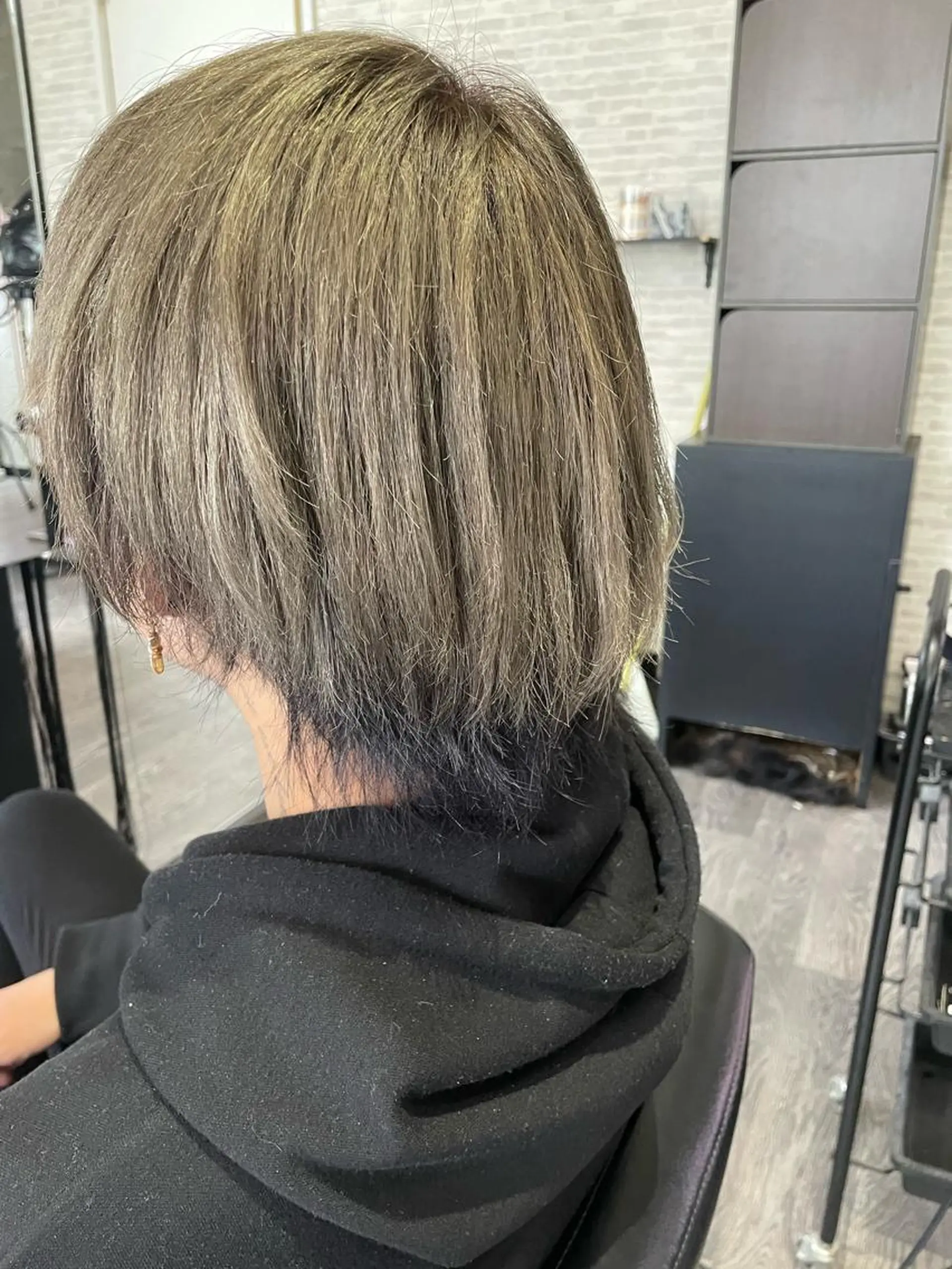 ショート カラー ダブルカラー インナーカラー トリートメント 【Lilly】成田 紗英のヘアスタイル