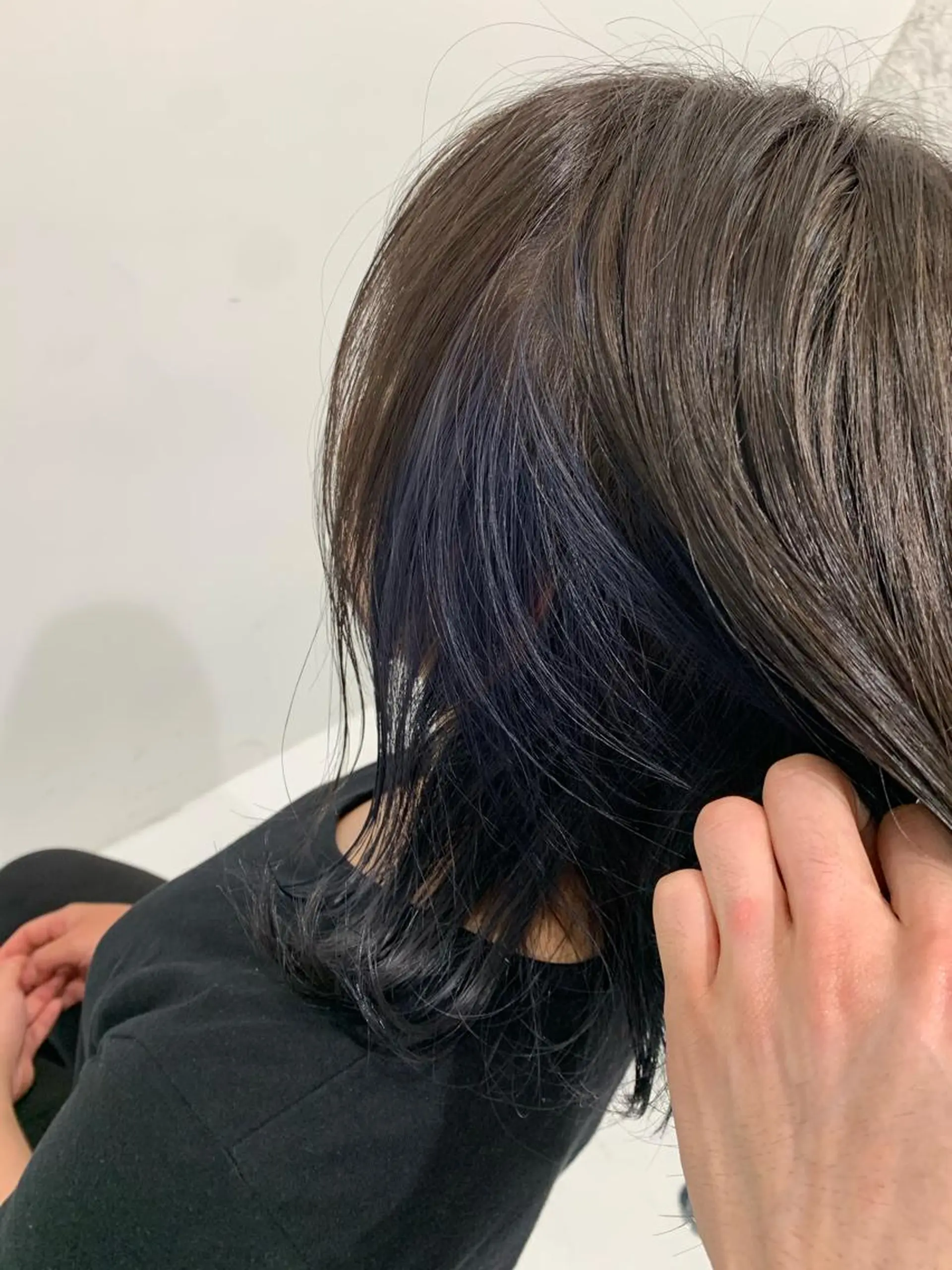 ミディアム カラー ヘアカラー TAKUMI .のヘアスタイル