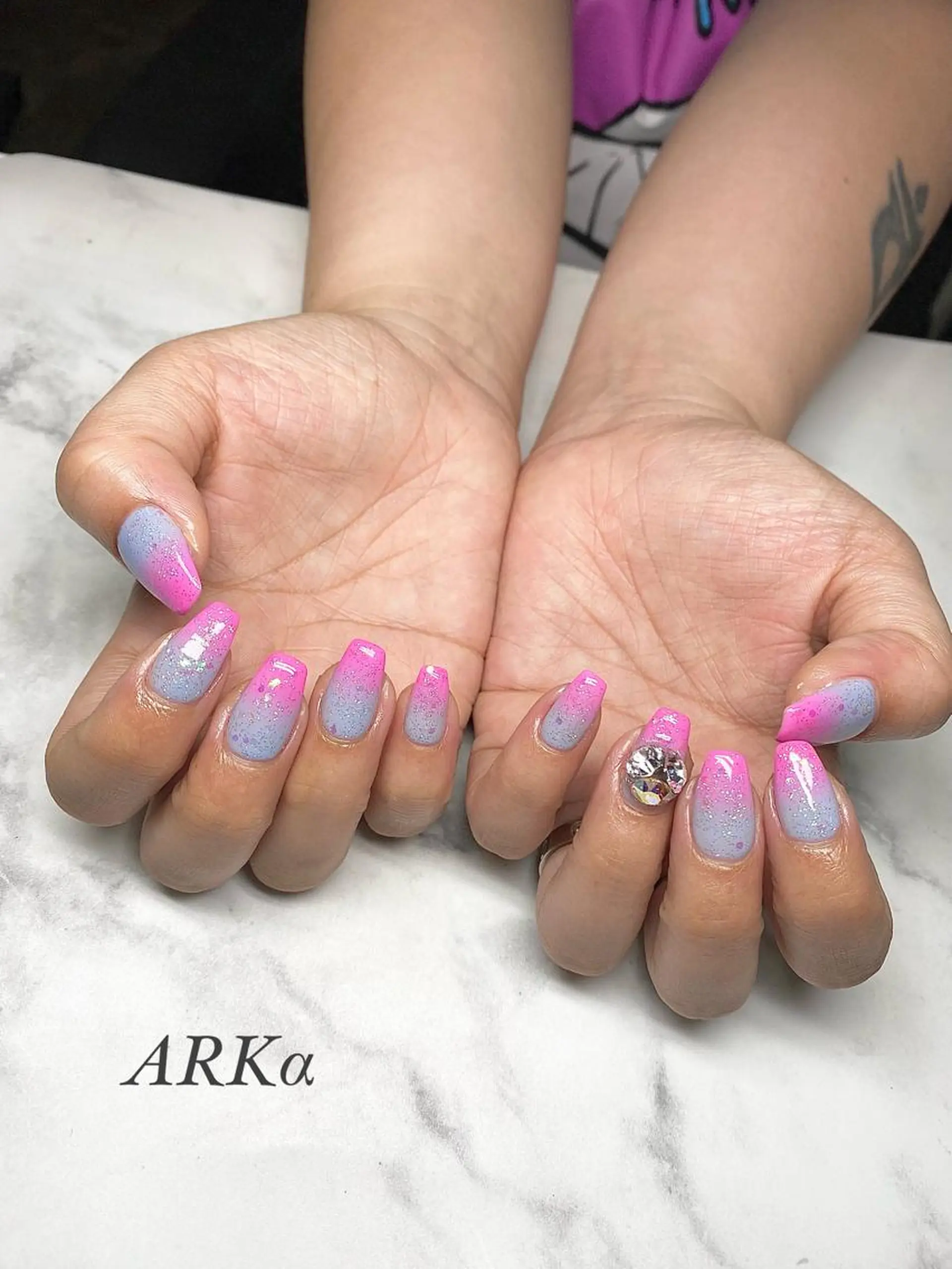 ミディアム ネイル ハンドネイル Nailsalon ARKαのネイルデザイン