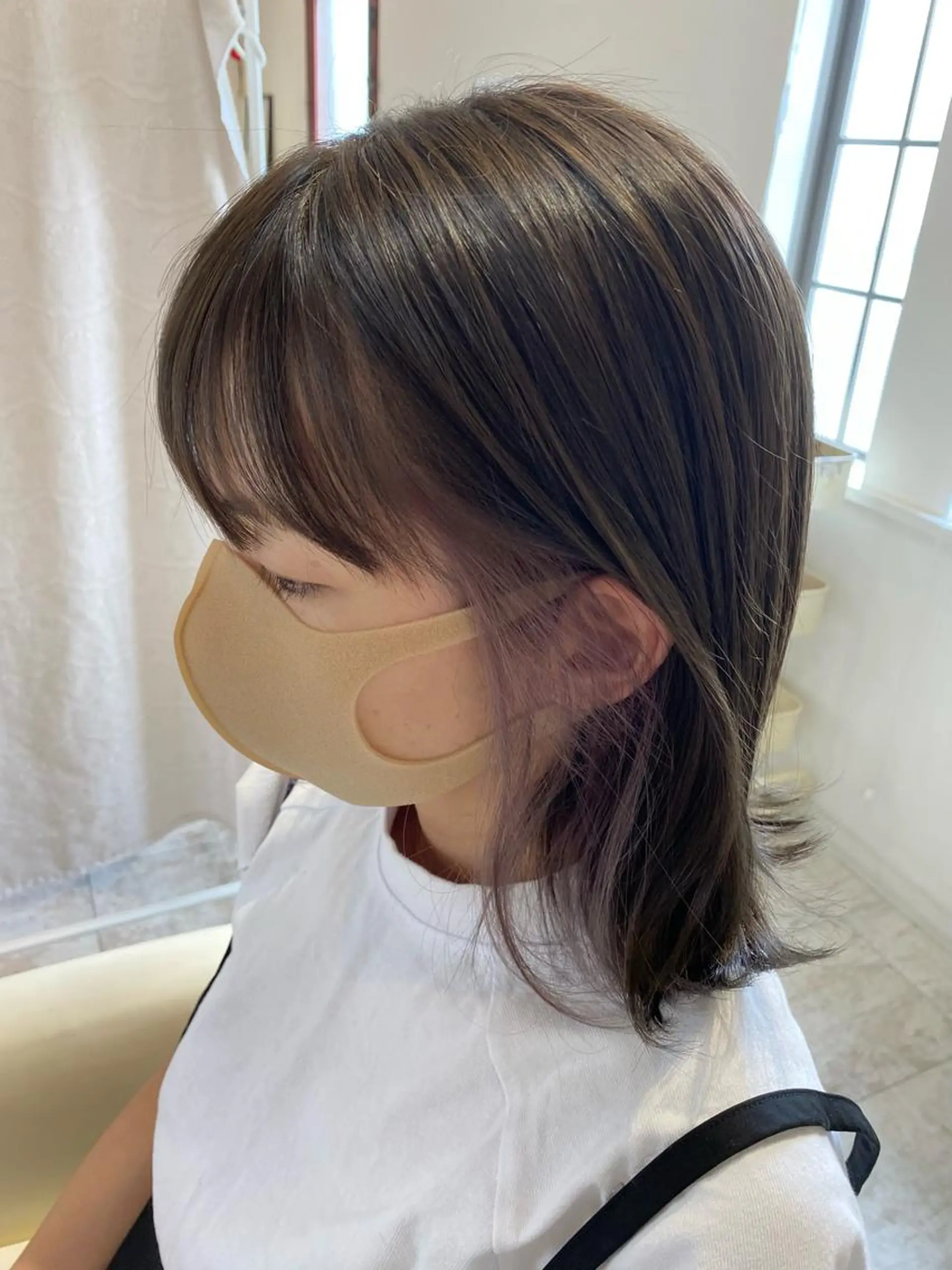 ミディアム カラー ブリーチ ケアブリーチ 透明感カラー ダブルカラー イヤリングカラー ブリーチなしWカラー /酸性ストレート河本のヘアスタイル